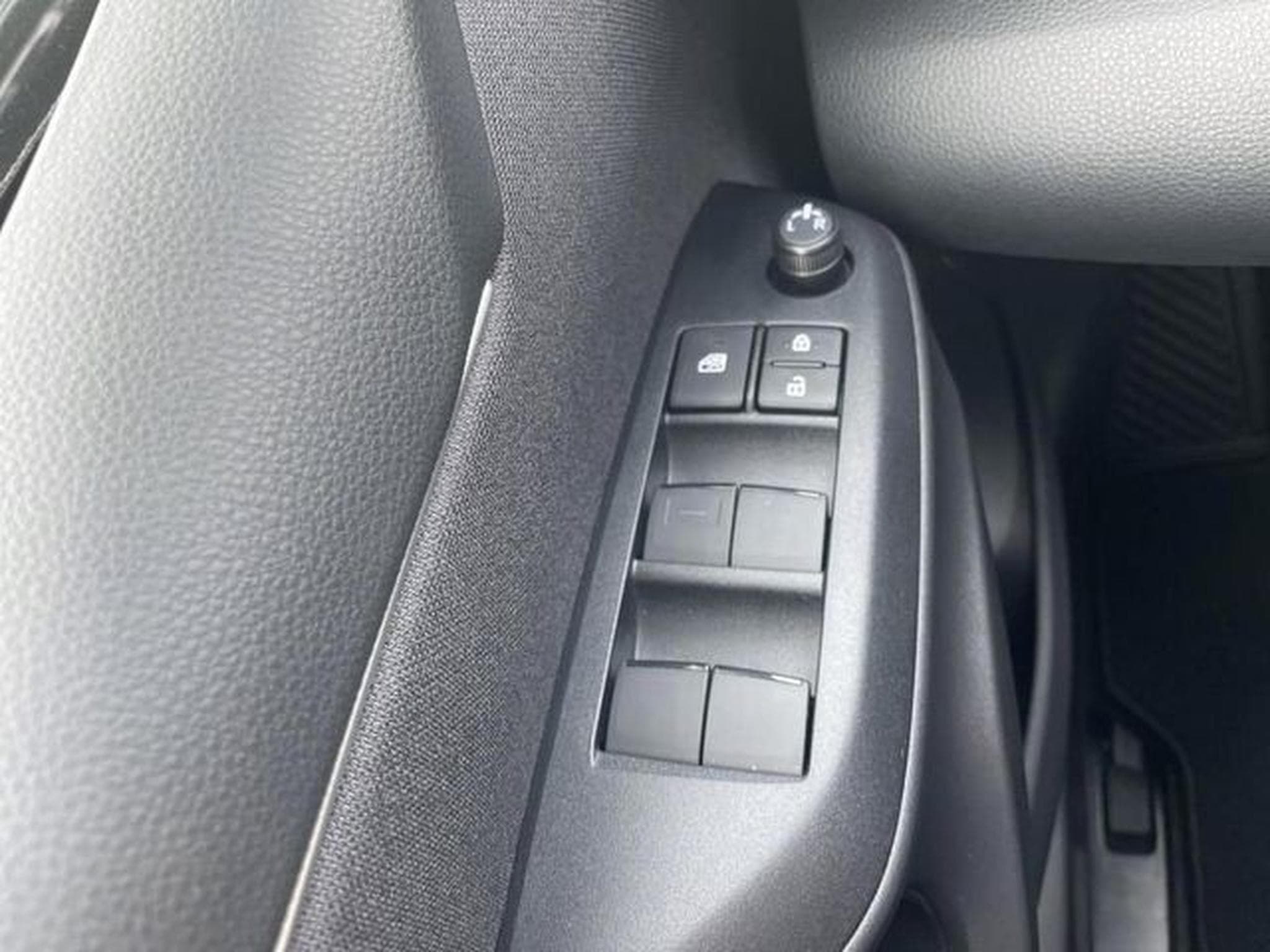 Toyota Yaris 1.5 VVT-i  116 Hybride Teamplayer (2026) - Photo 22