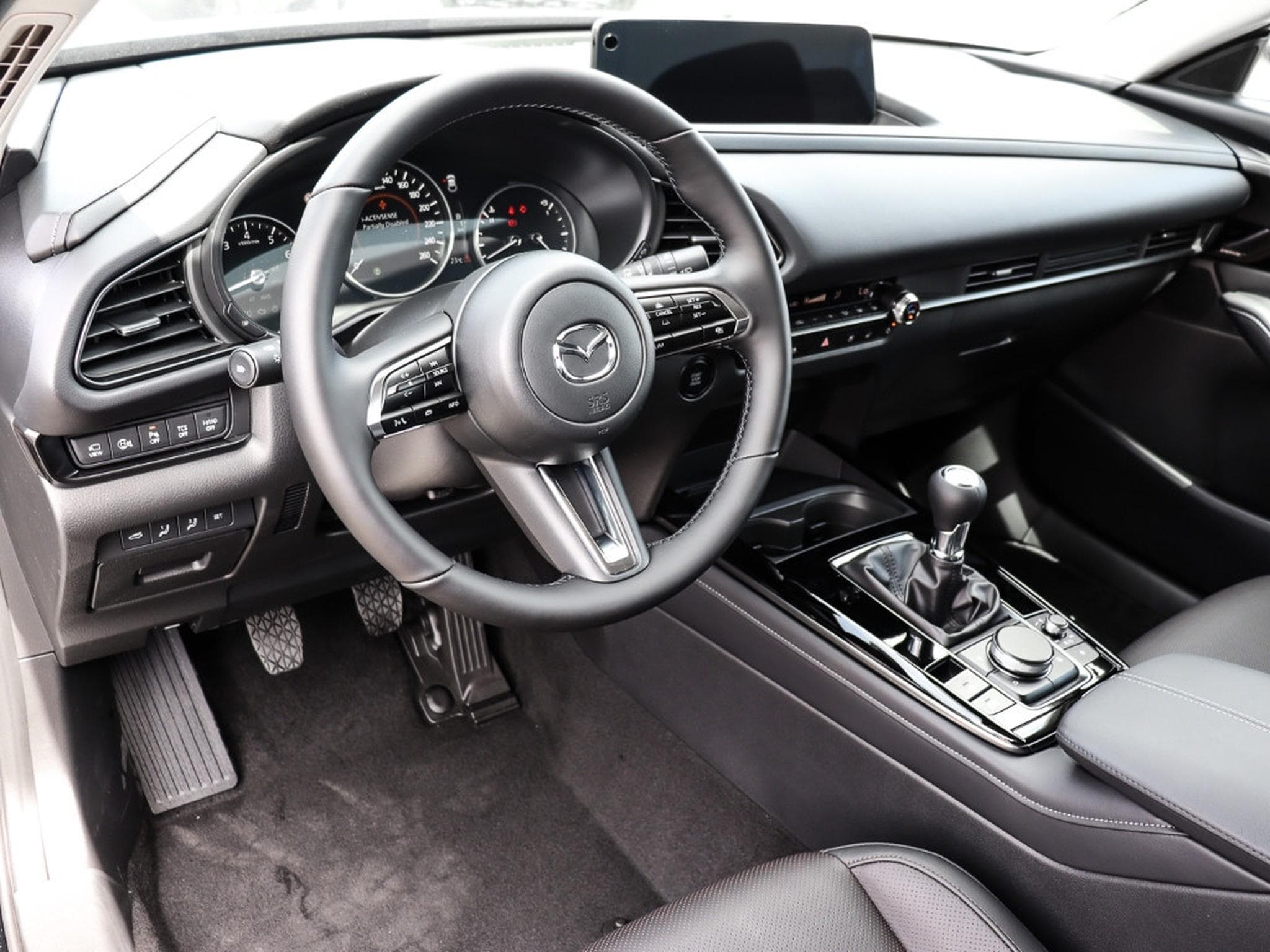 Mazda CX-30 2.5 E-Skyactiv  G 140 Homura Plus (2026) - Photo 6