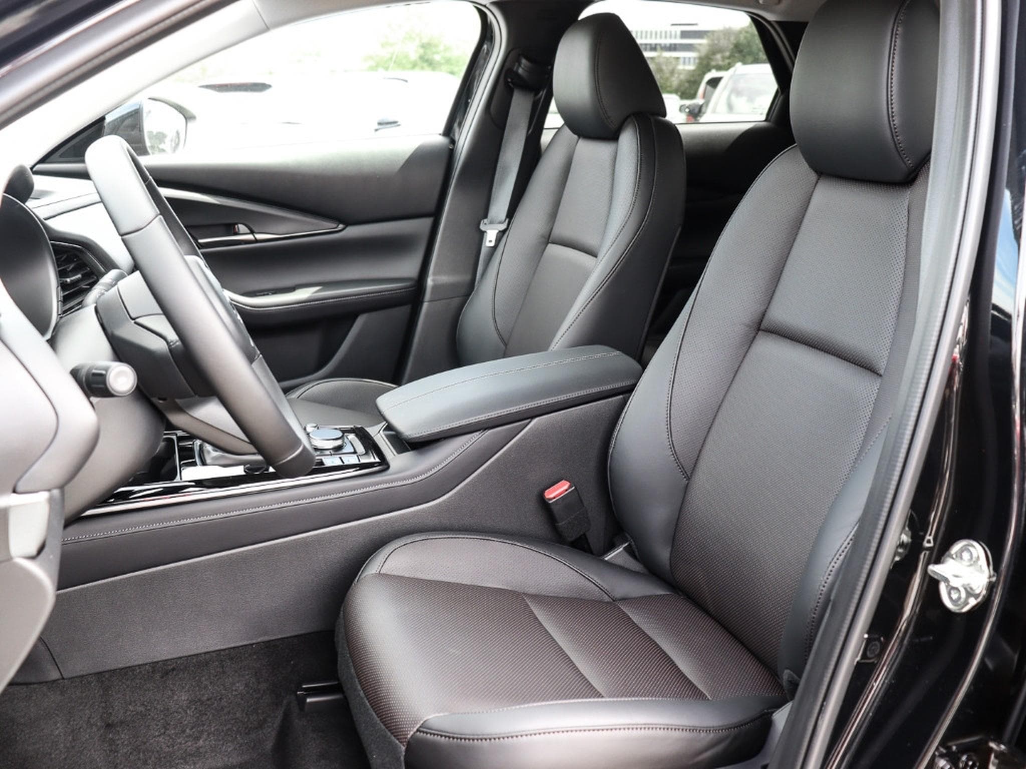 Mazda CX-30 2.5 E-Skyactiv  G 140 Homura Plus (2026) - Photo 7