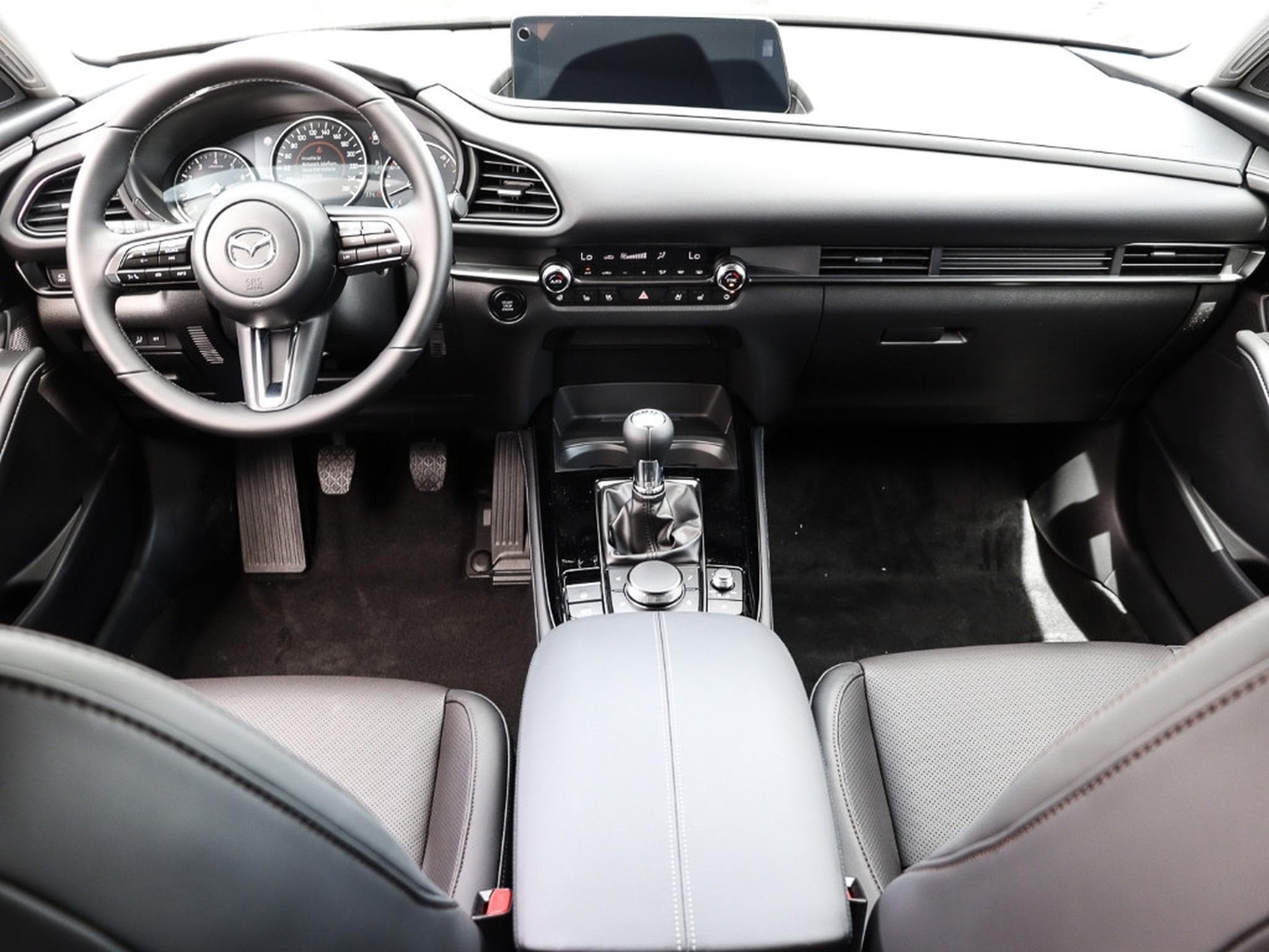 Mazda CX-30 2.5 E-Skyactiv  G 140 Homura Plus (2026) - Photo 9