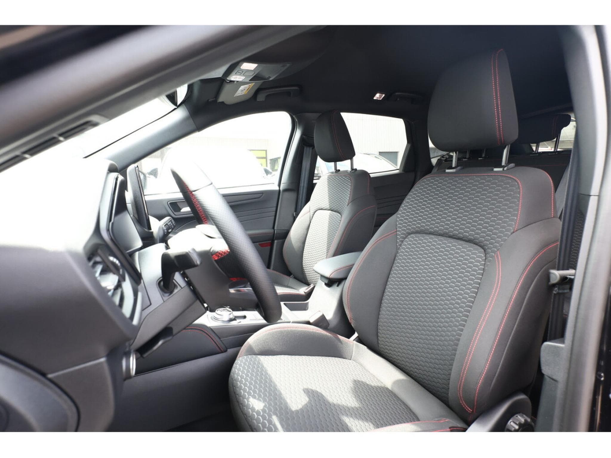 Ford Kuga 2.5 PHEV 242 Auto ST-Line (2026) - Foto 7