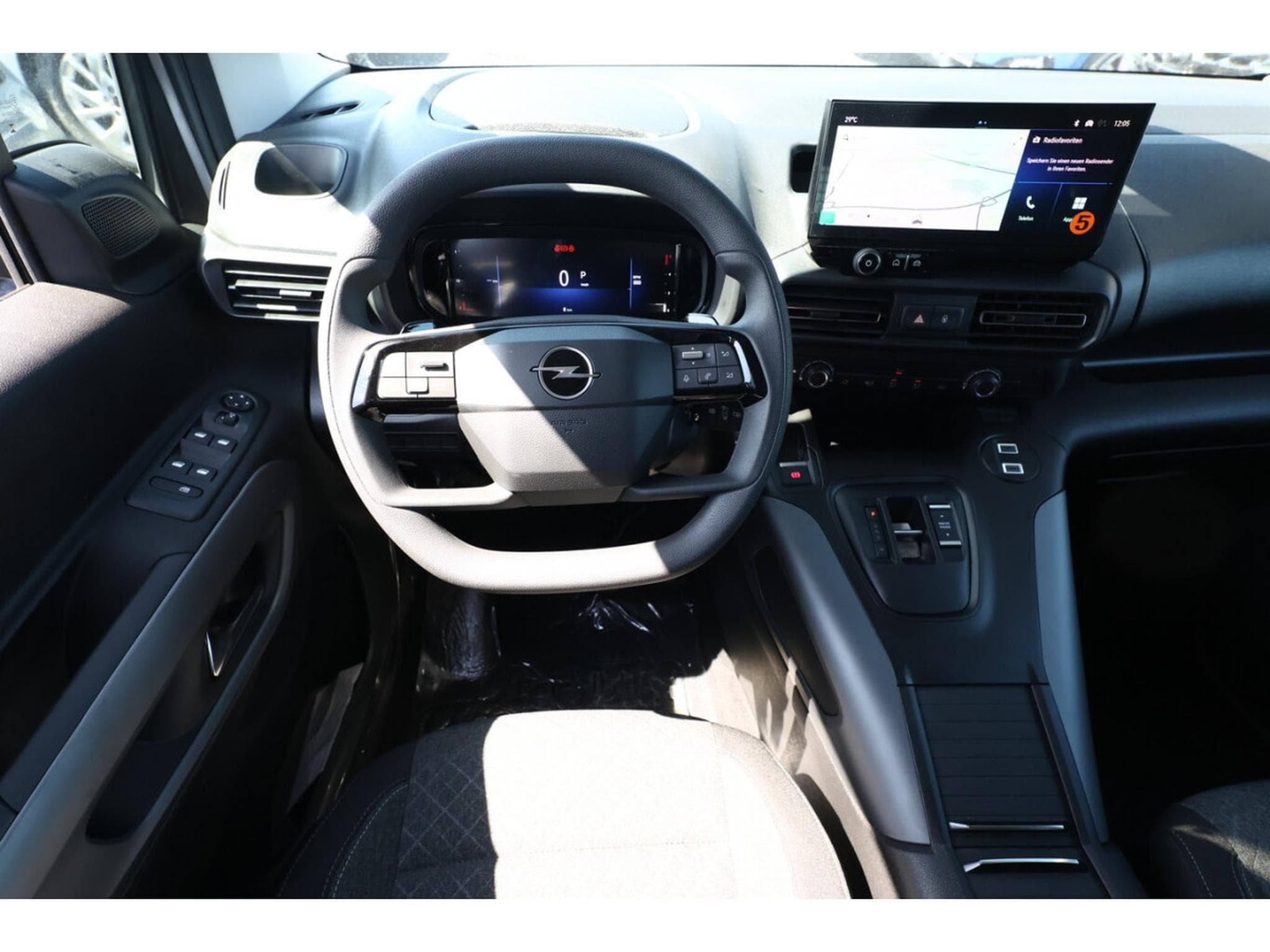 Opel Combo 1.5 BlueHDi 130 AT8 GS (2026) - Foto 6