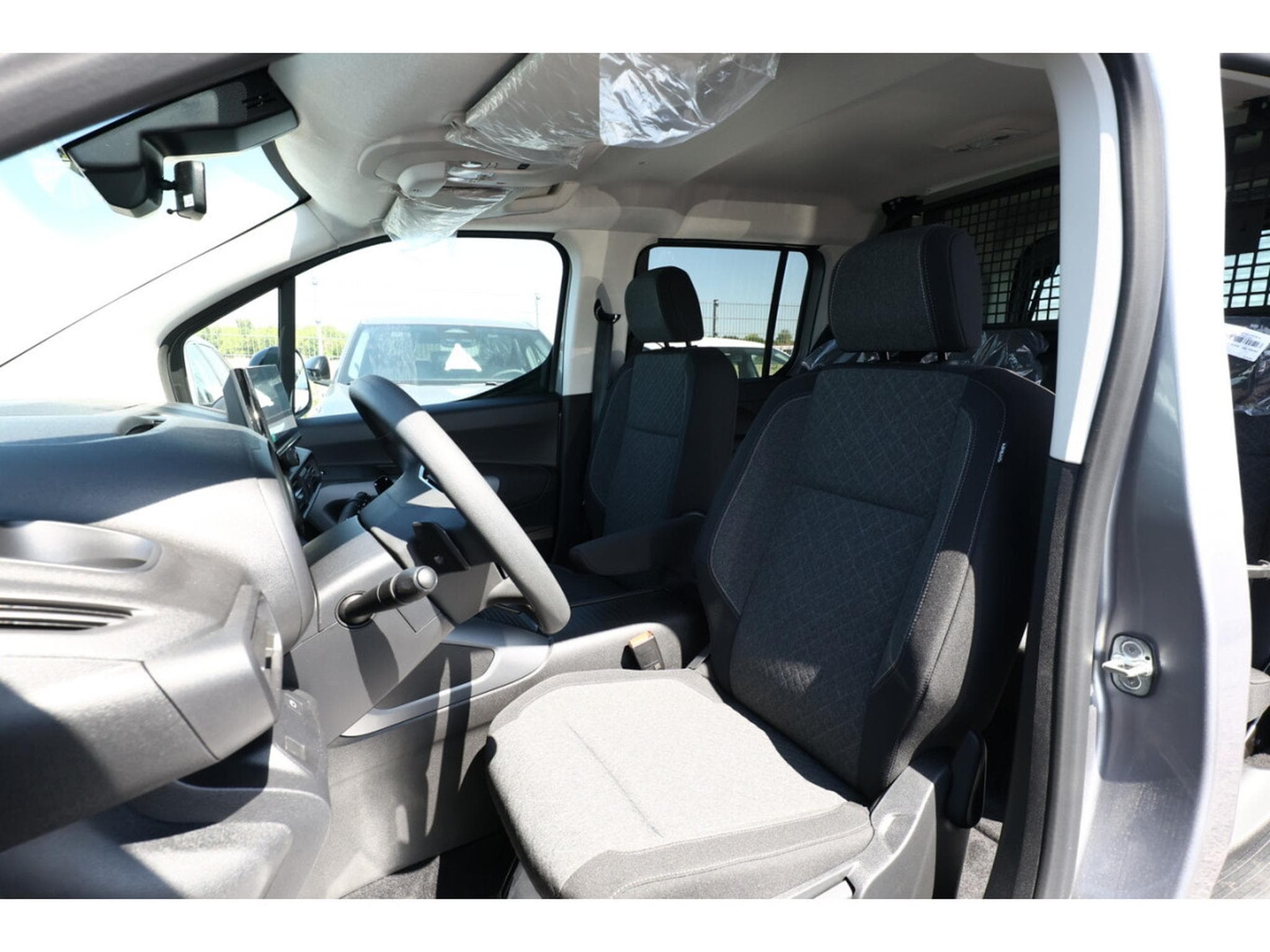 Opel Combo 1.5 BlueHDi 130 AT8 GS (2026) - Foto 7