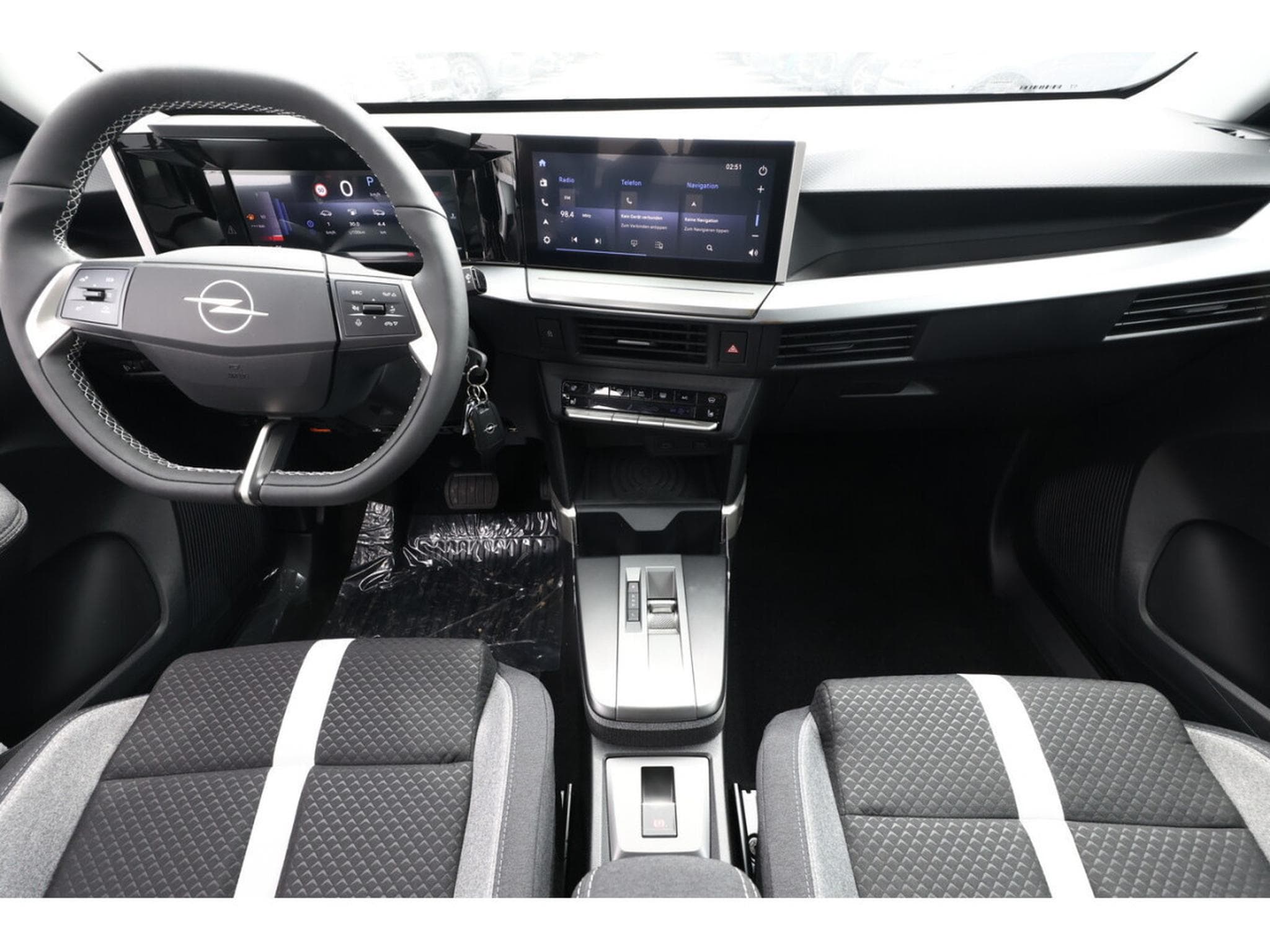 Opel Frontera 1.2 Hybride 145 e-DC6 GS (2025) - Foto 8