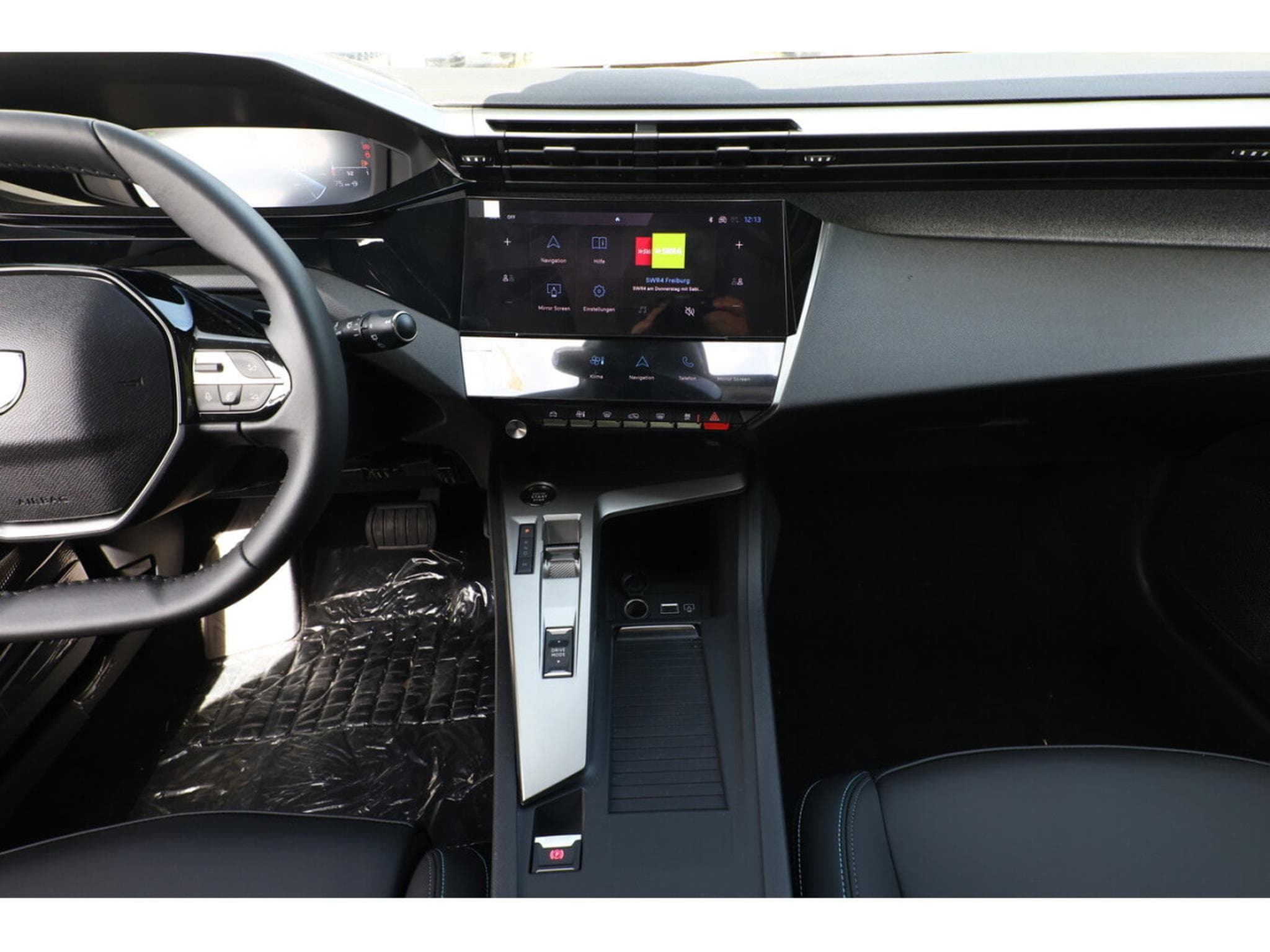 Peugeot 308 1.2  Hybrid e-DSC6 136 GT (2026) - Foto 9