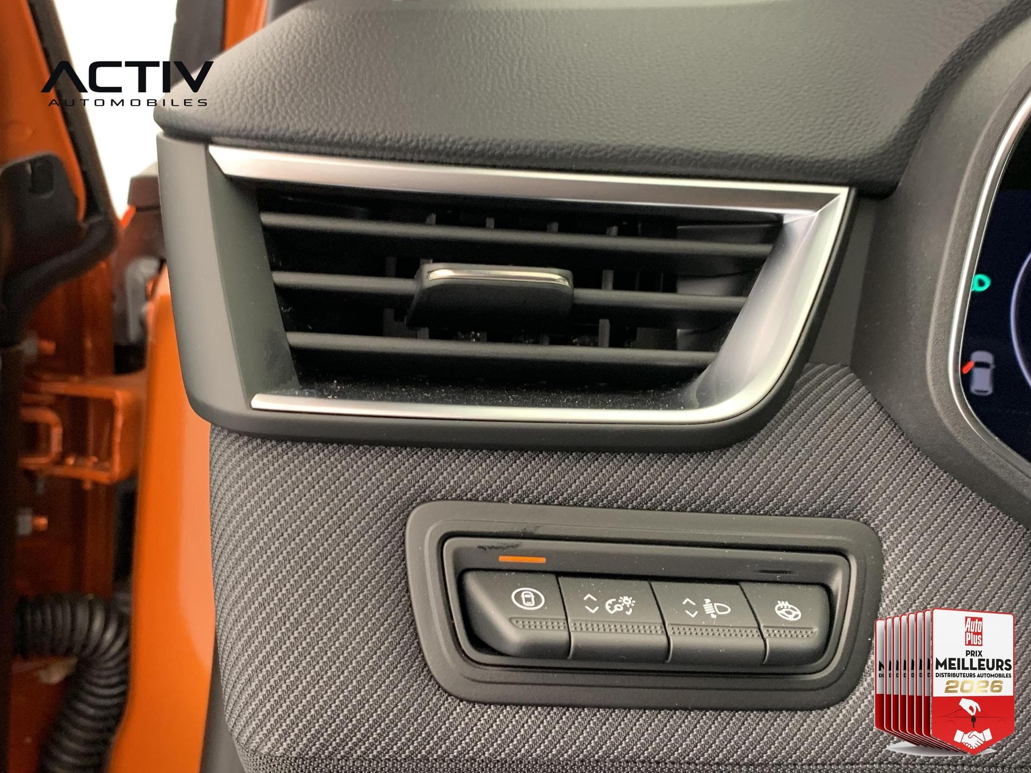 Renault Clio TCE 90 CH GSR2 ESPRIT ALPINE (2025) - Foto 22