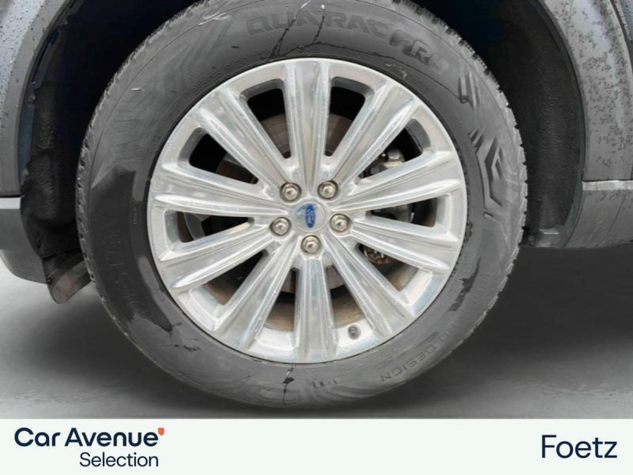 Ford Explorer Platinum (2022) - Foto 11