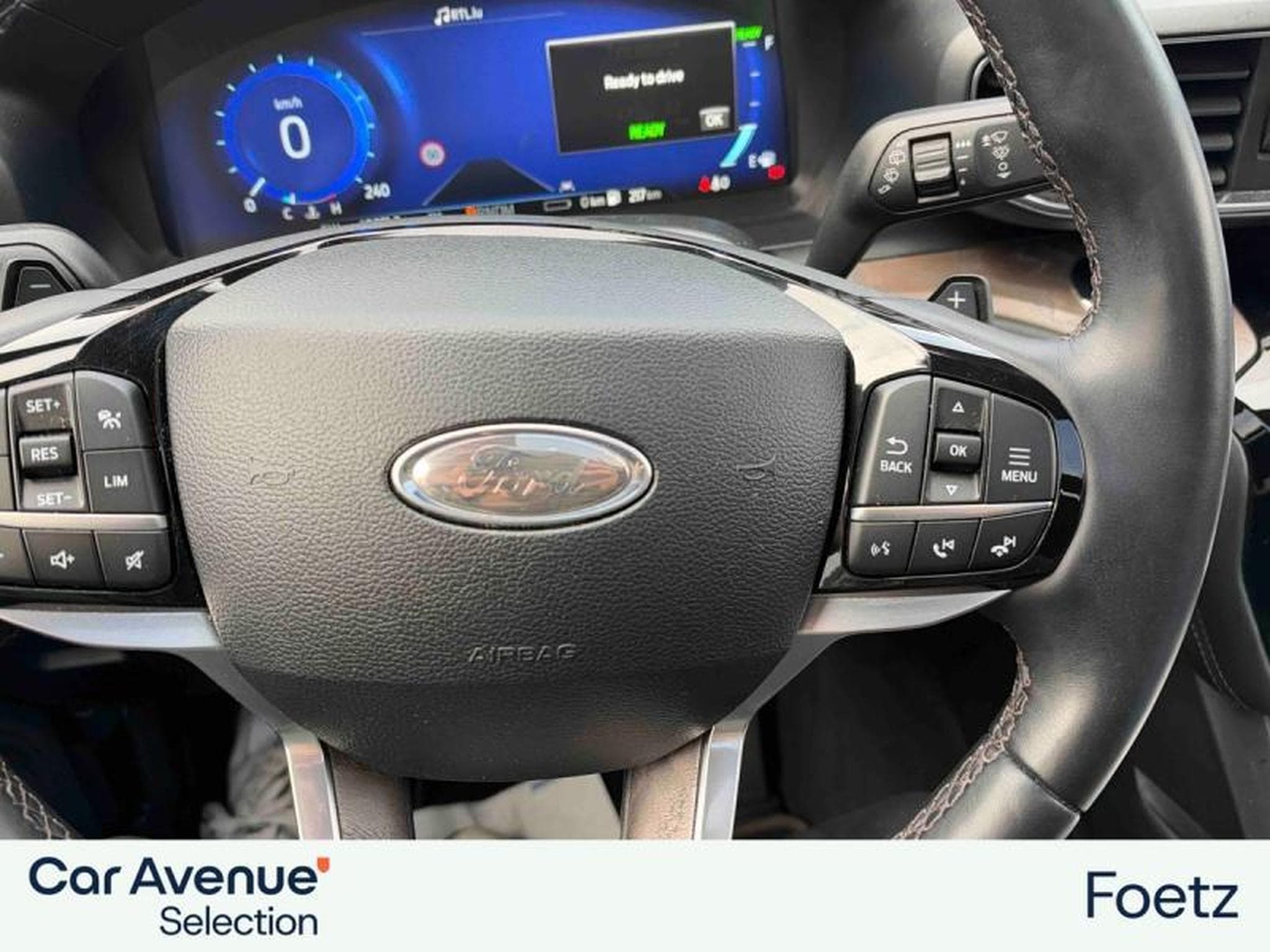Ford Explorer Platinum (2022) - Foto 19