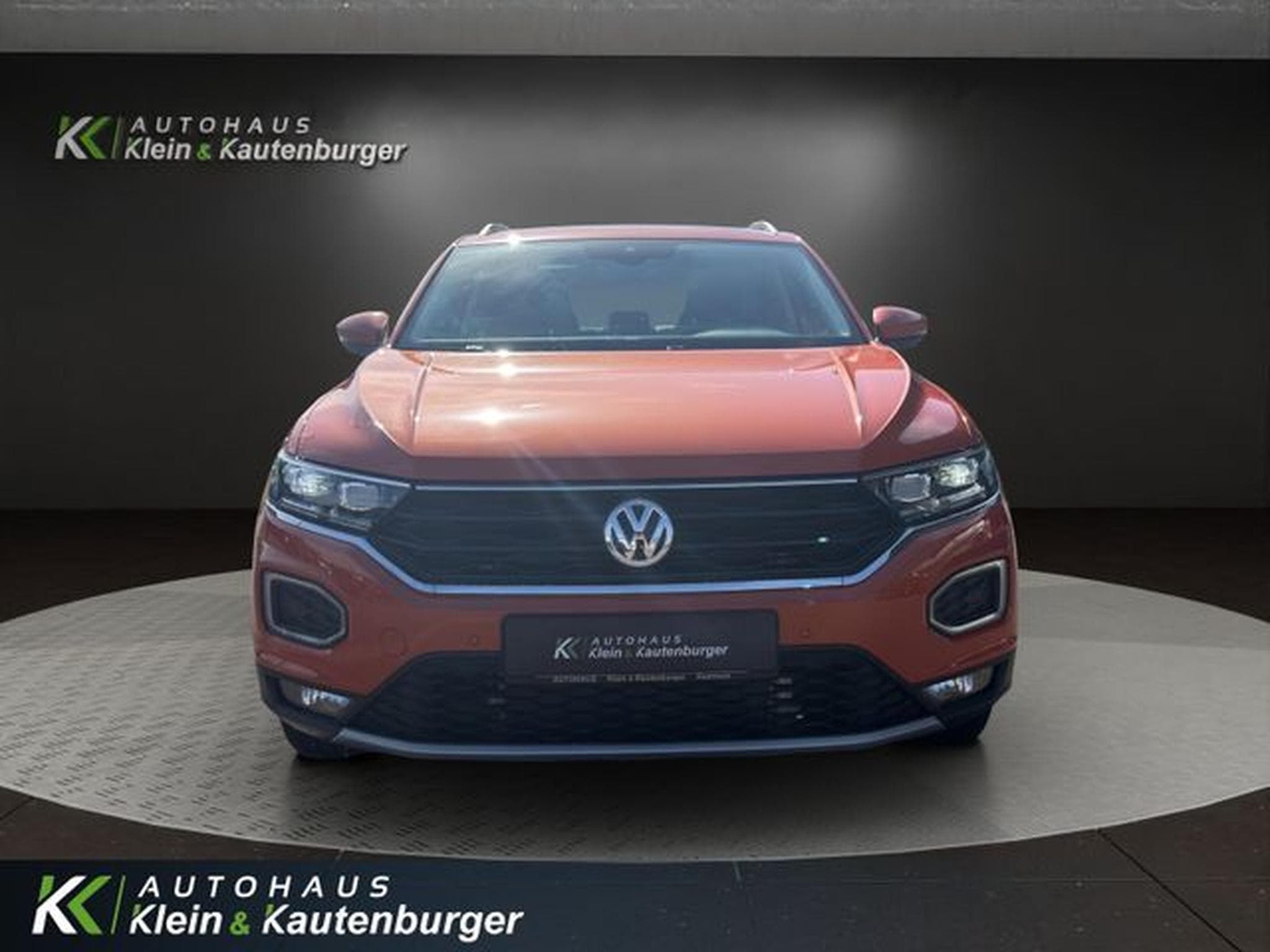 VW T-Roc T-Roc 2.0TSI Sport 4M+CARPLAY+VIRTUAL+KAMERA+LED (2019) - Foto 2
