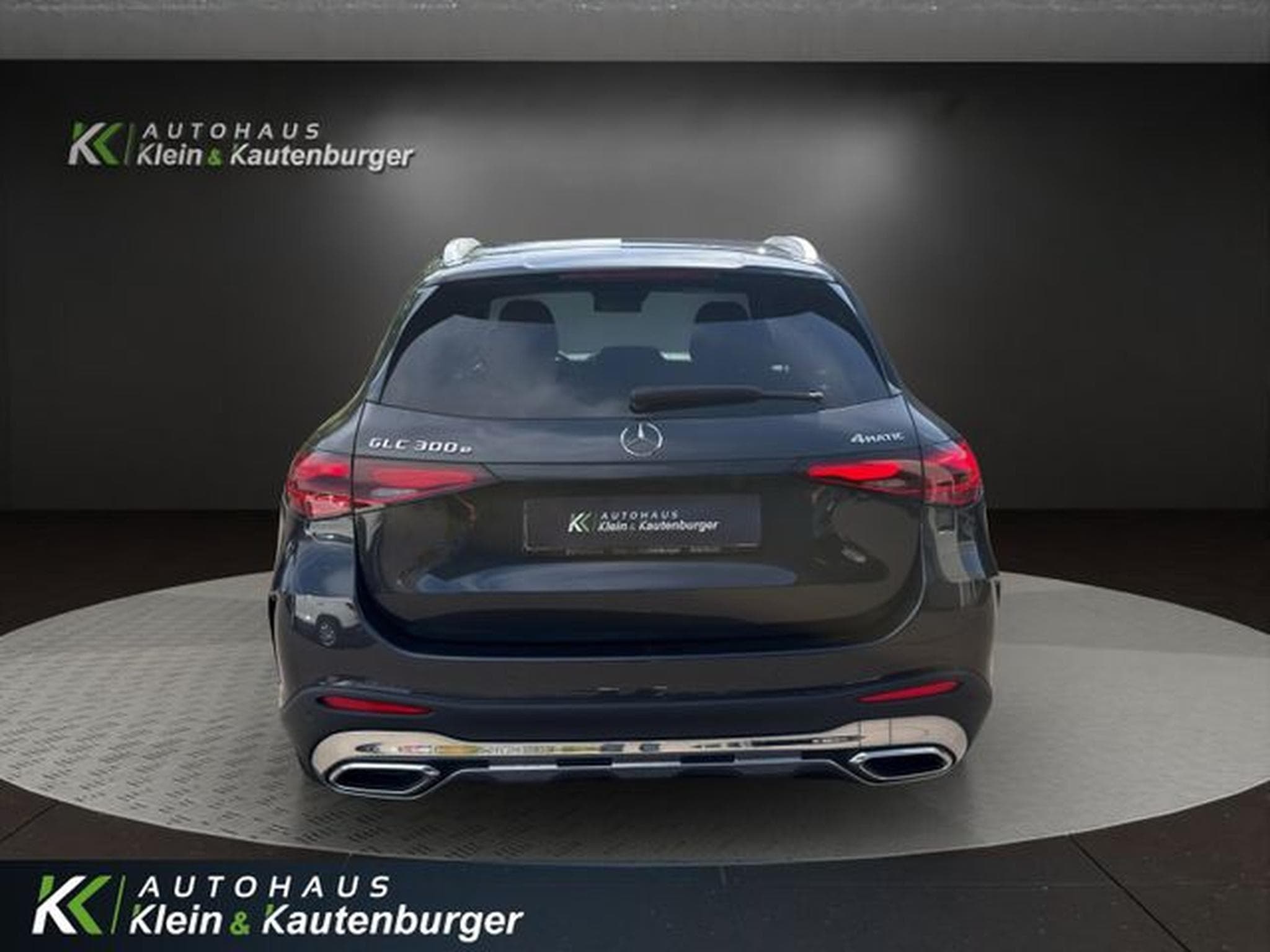 Mercedes GLC 300 GLC300e4M+AMG+PANO+AIRMATIC +HINTERA.LENK+SOUND (2023) - Foto 6