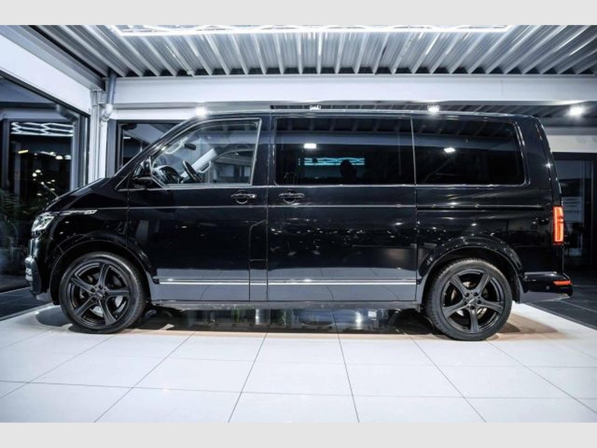 VW T6.1 T6.1 Multivan 2.0 TDI DSG Highl. STAHZG ACC AHK (2021) - Photo 8