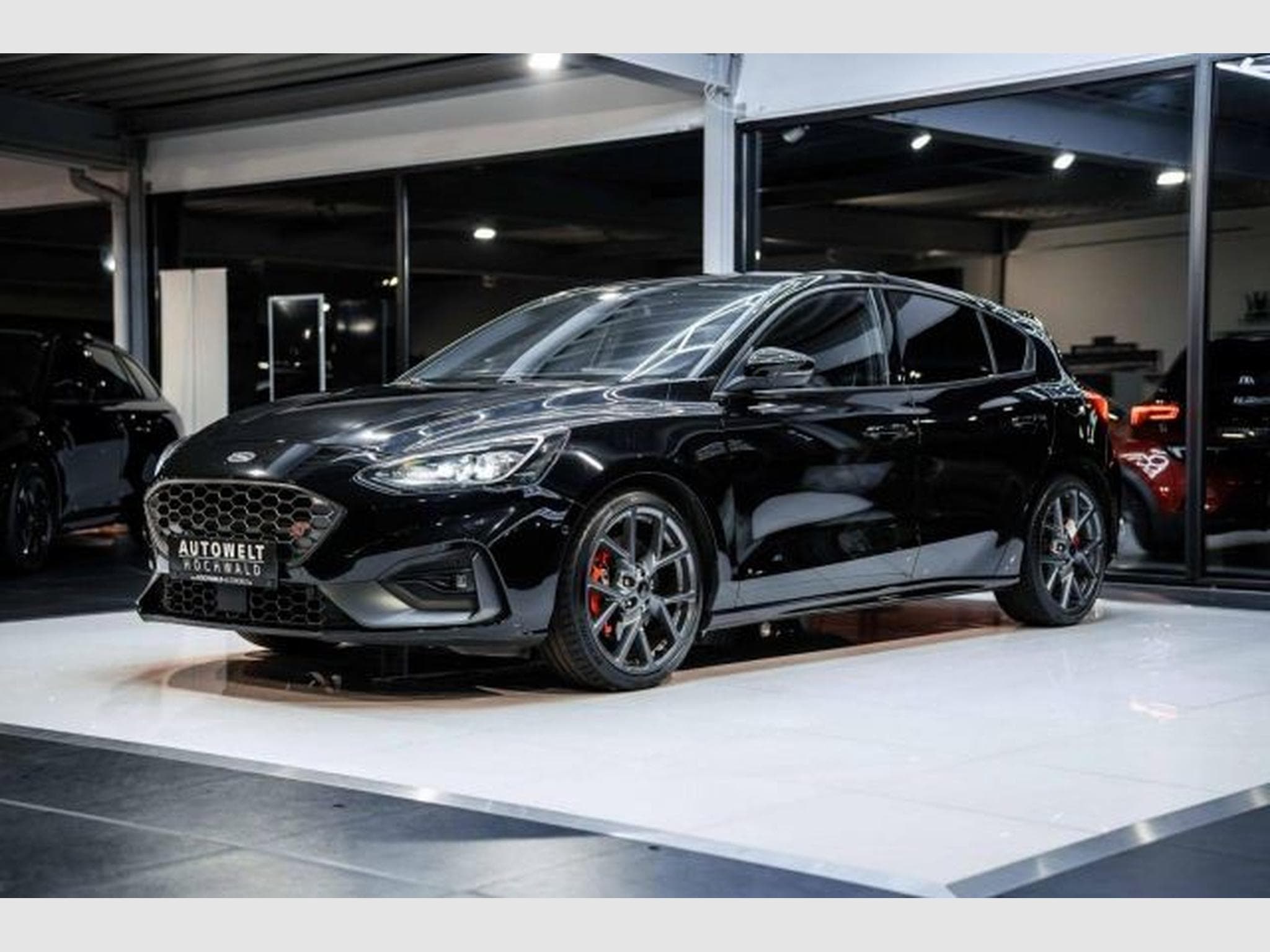 Ford Focus Focus ST 2.3 NAVI LED Recaro RFK SHZG Towkl Spur (2021) - Photo 5
