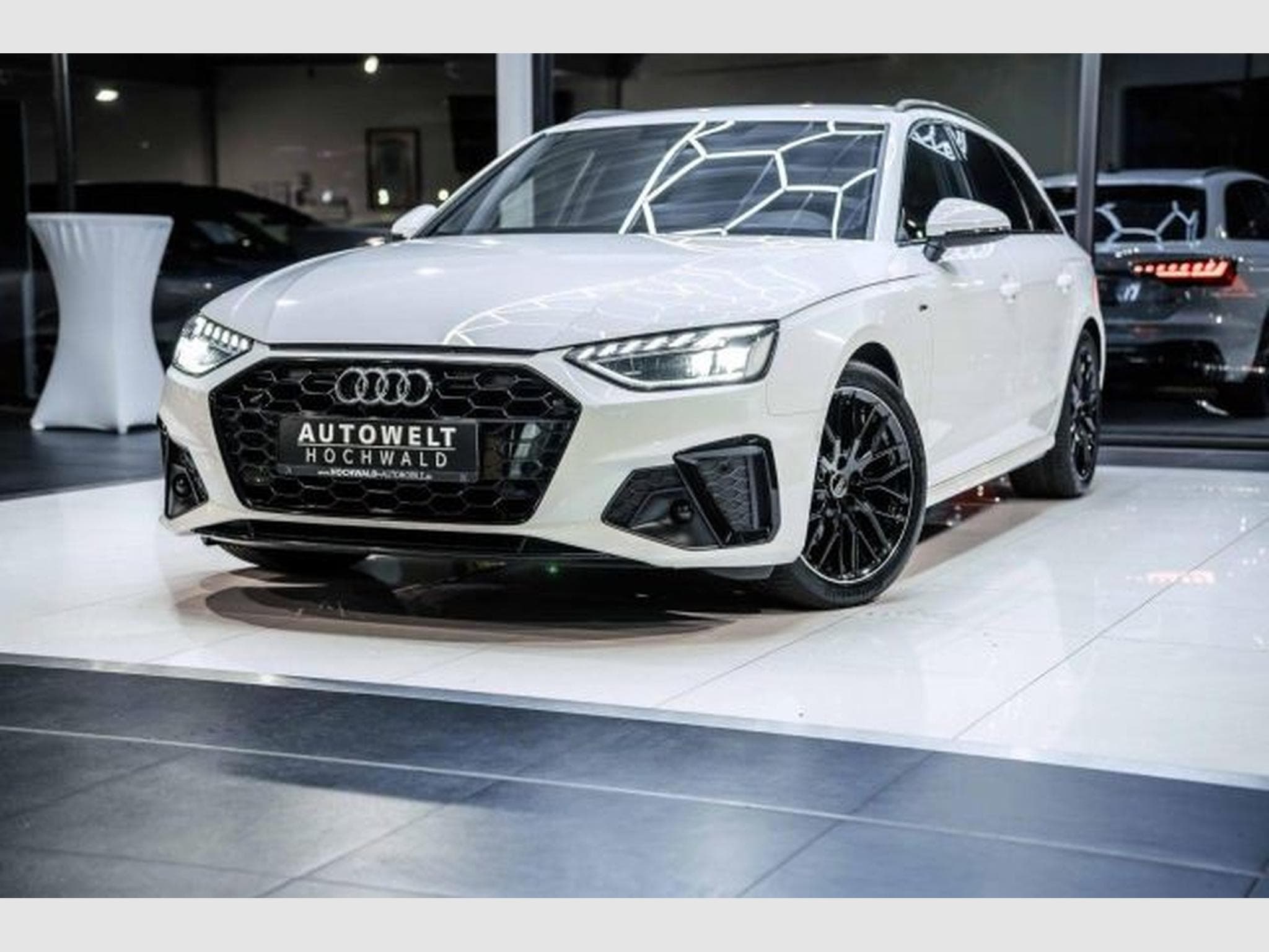 Audi A4 A4 Avant 2.0 TDI S-Tronic S-Line B&amp;O RFK LED VIR (2022) - Photo 2