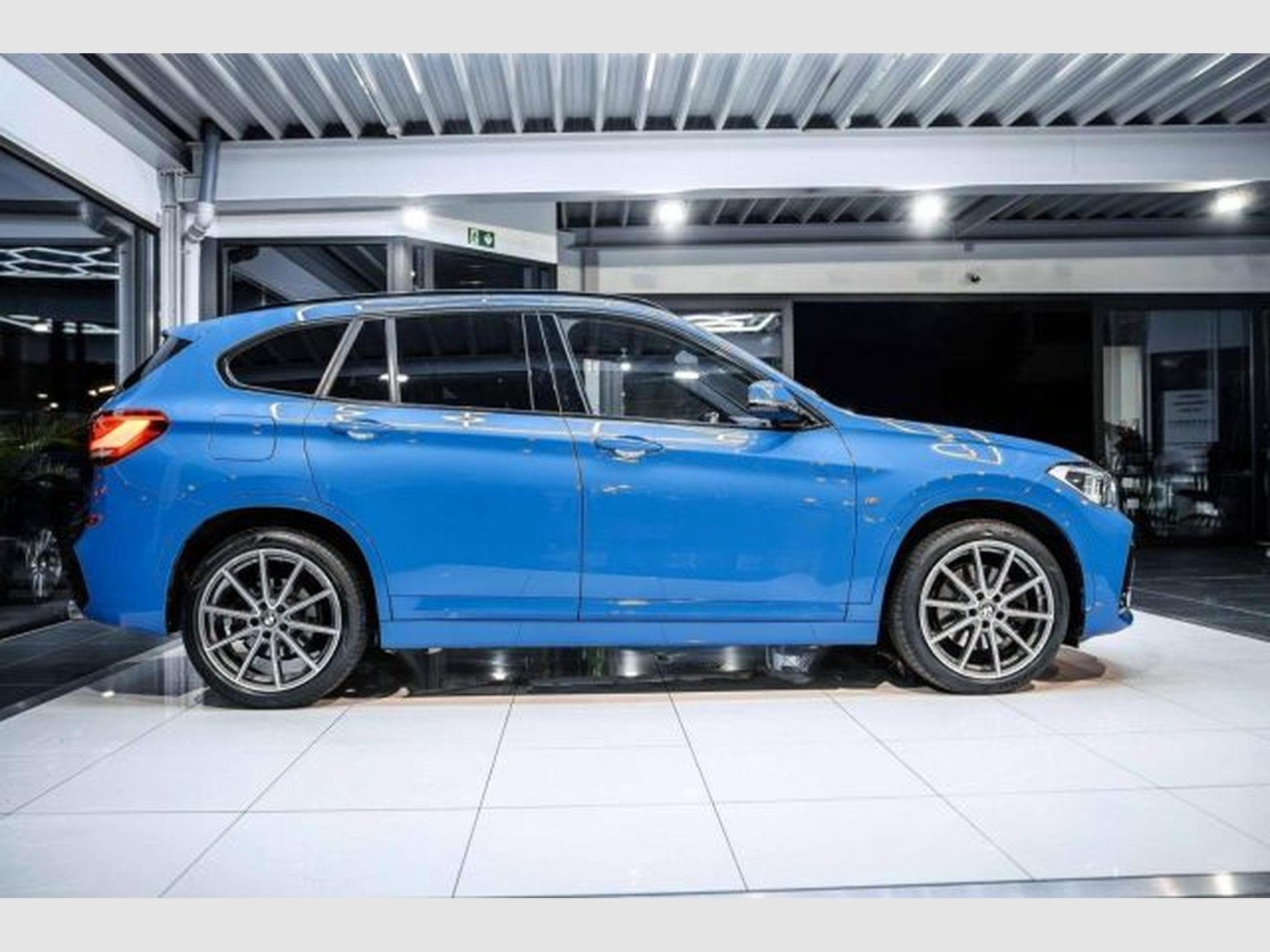 BMW X1 X1 20i sDrive M-Sport Steptronic NAVI LED KAMERA (2020) - Photo 8