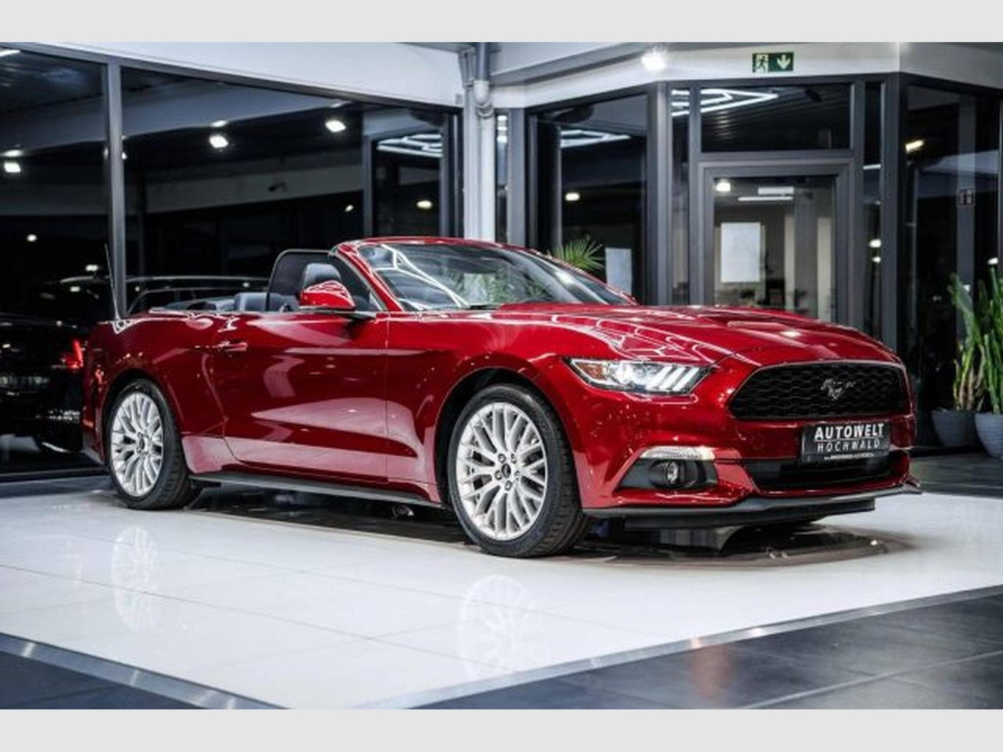 Ford Mustang Mustang Convertible 2.3 NAVI *DEU* Kamera XENON (2016) - Photo 7