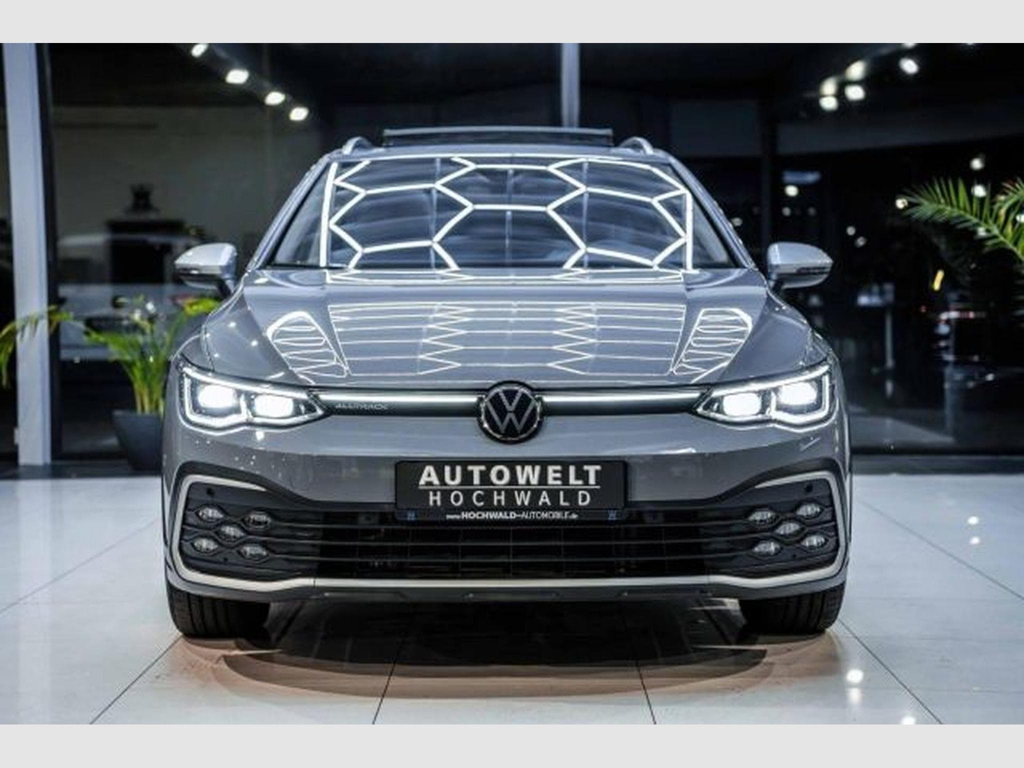 VW Golf Golf 8 Alltrack 2.0 TDI DSG 4M AHK PANO STAHZG (2022) - Foto 6