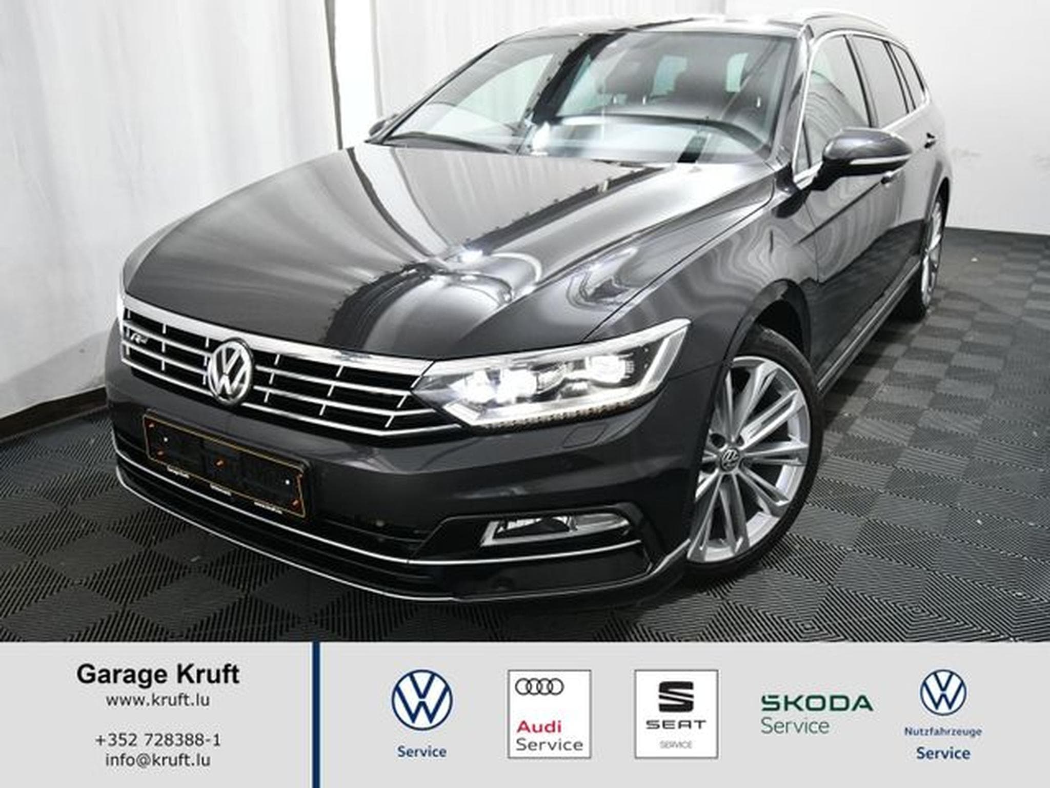 VW Passat Passat Variant R-Line 4Motion, AHK, DCC, Pano., (2019) - Foto 1