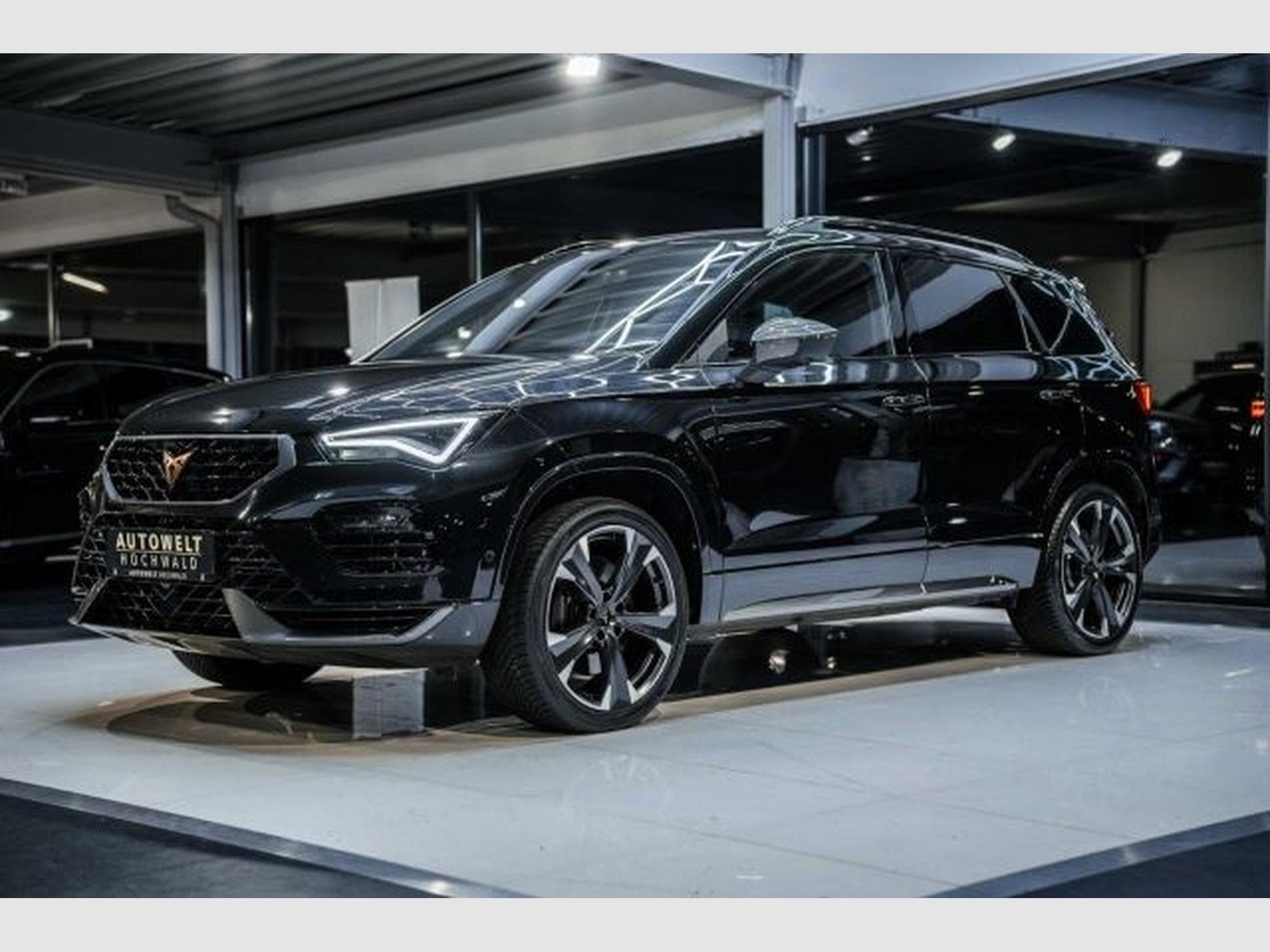 Cupra Ateca Ateca VZ 2.0 TSI DSG 4Drive NAVI 360 LED CarPlay (2024) - Foto 5