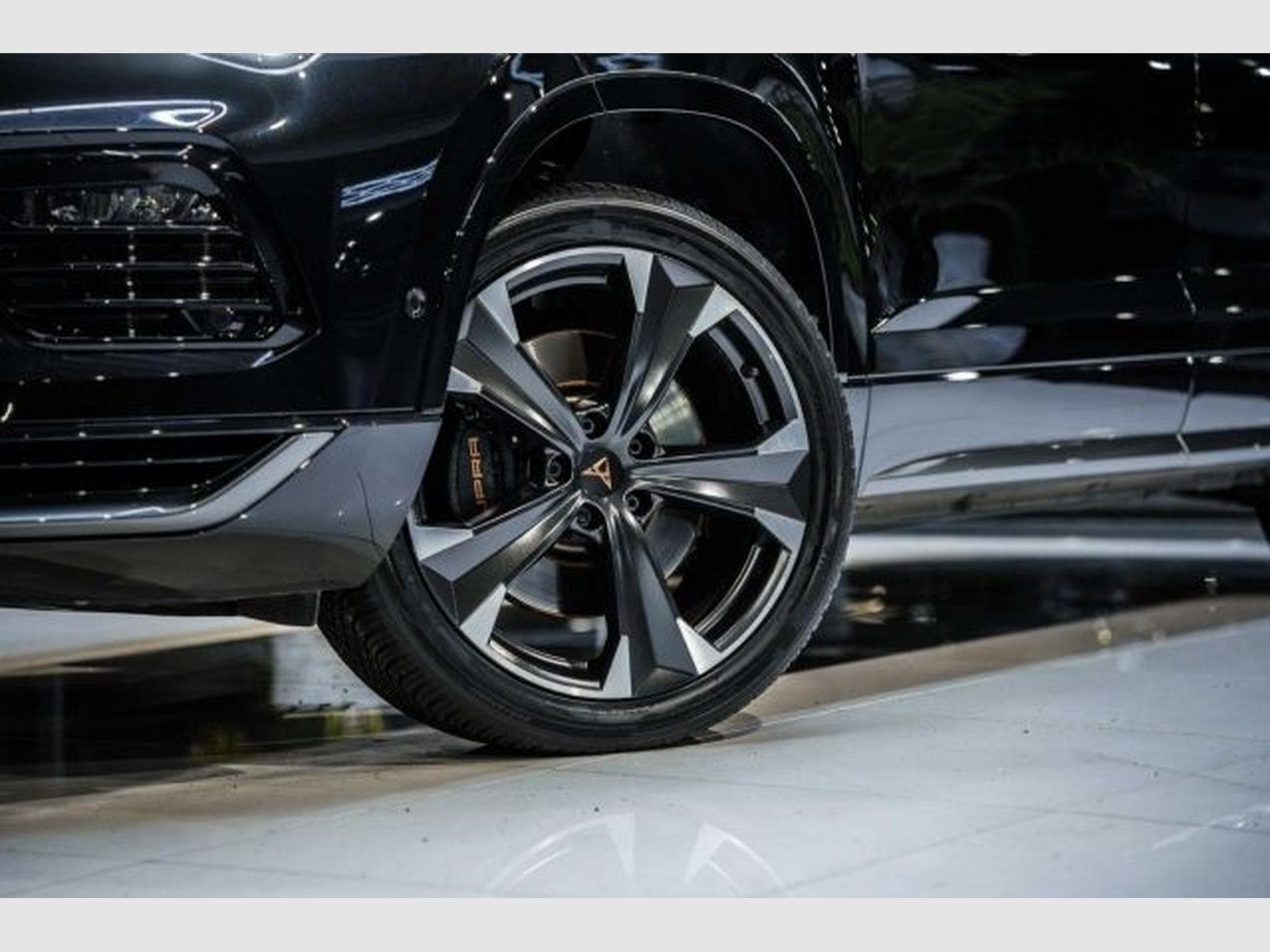 Cupra Ateca Ateca VZ 2.0 TSI DSG 4Drive NAVI 360 LED CarPlay (2024) - Foto 4