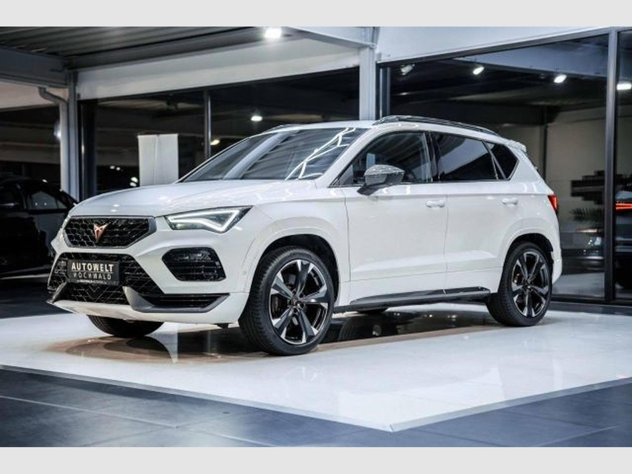 Cupra Ateca Ateca VZ 2.0 TSI DSG 4Drive 360 NAVI LED RFK SHZ (2023) - Photo 5