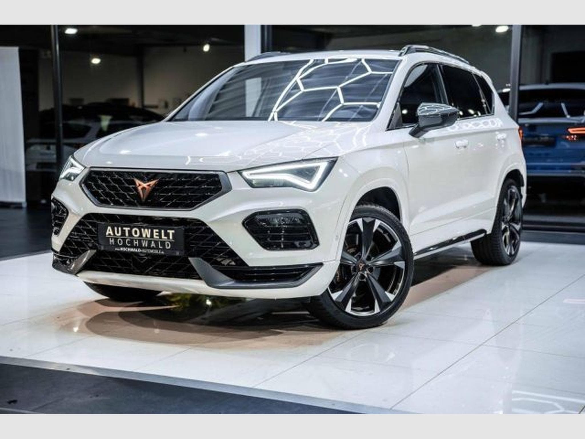 Cupra Ateca Ateca VZ 2.0 TSI DSG 4Drive 360 NAVI LED RFK SHZ (2023) - Photo 2