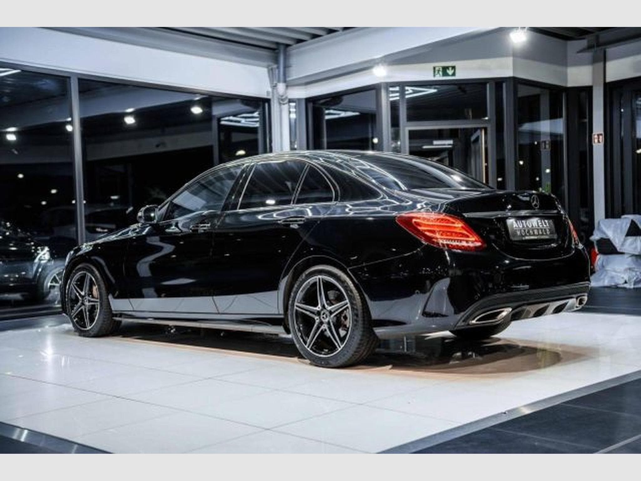 Mercedes C 180 C 180 AMG-Line NAVI LED Night RFK Totw. Ambiente (2018) - Foto 12