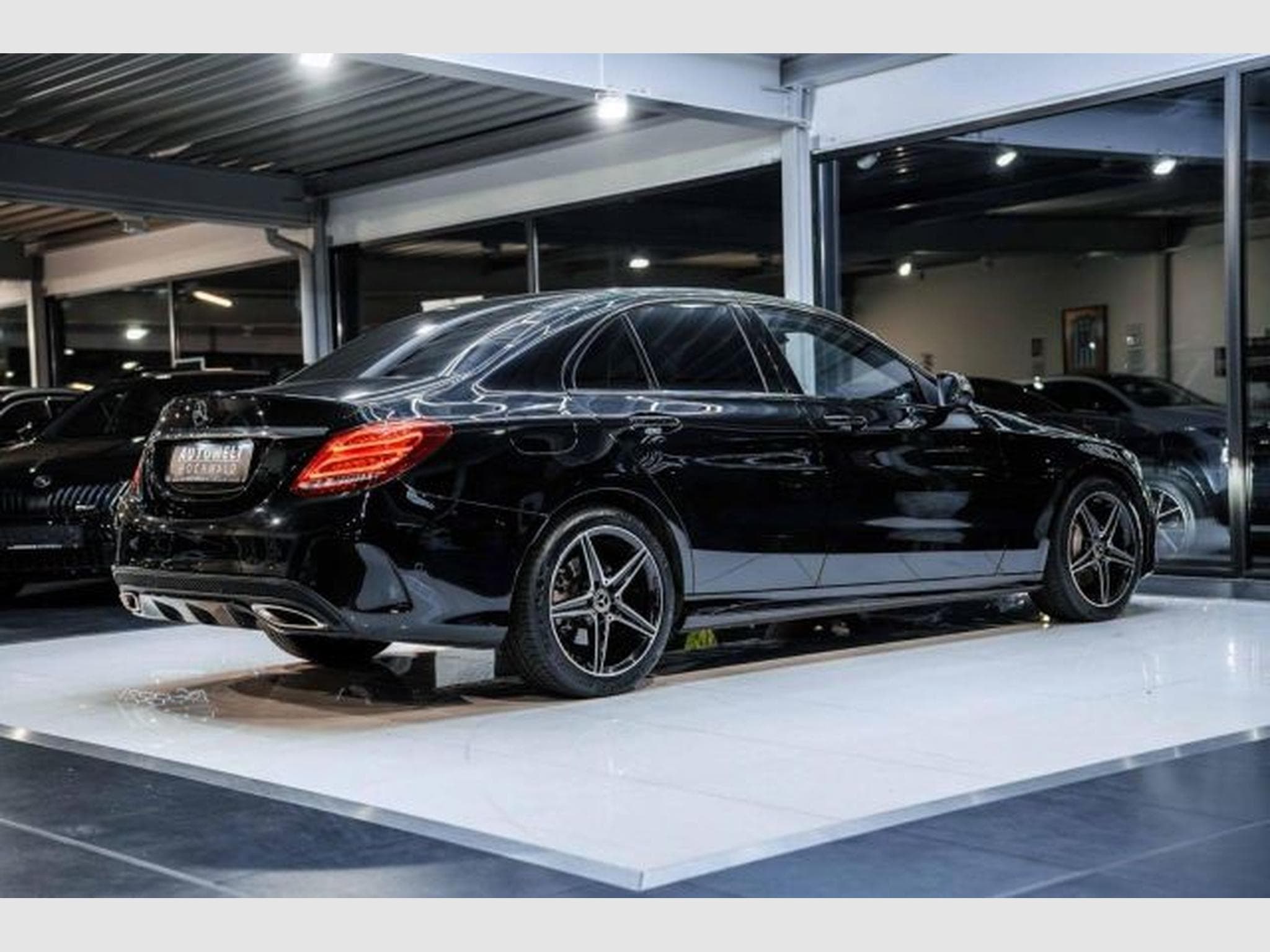 Mercedes C 180 C 180 AMG-Line NAVI LED Night RFK Totw. Ambiente (2018) - Foto 14