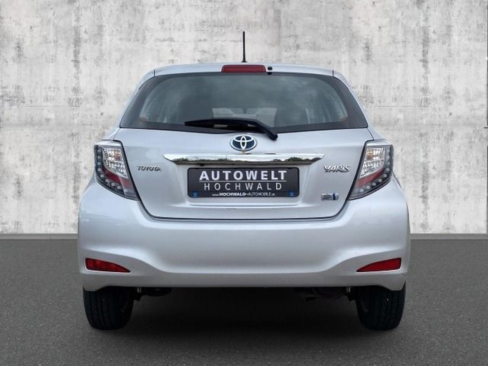 Toyota Yaris Yaris 1.5 Hybrid Automatik Life LED KAMERA (2013) - Photo 4