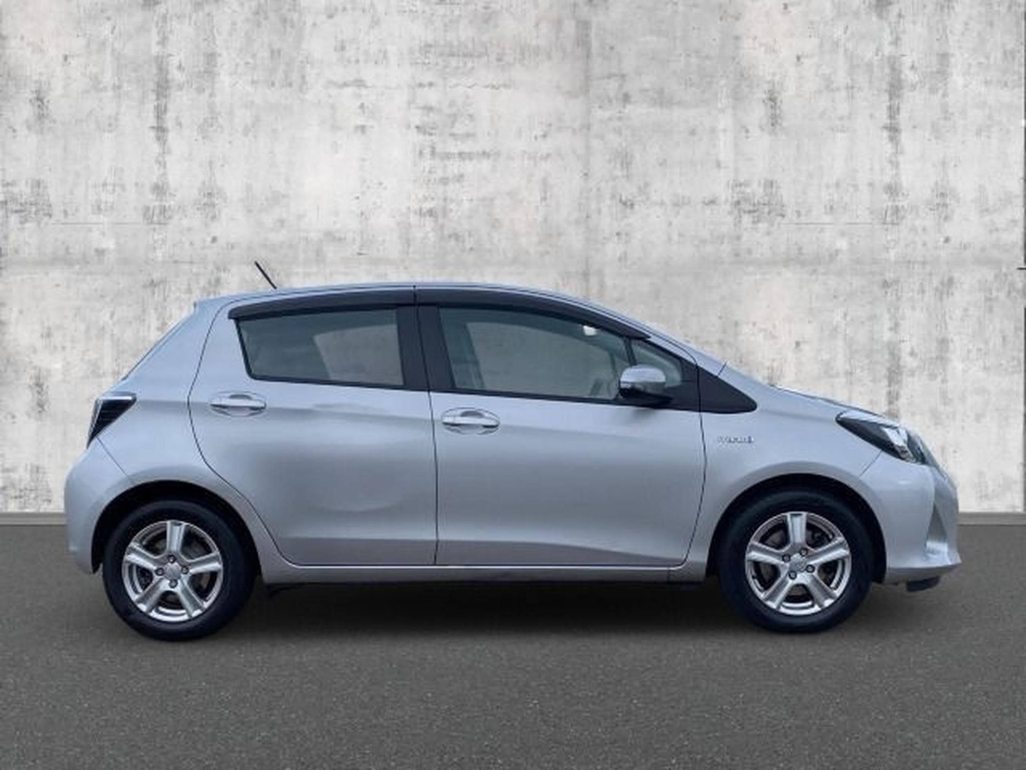 Toyota Yaris Yaris 1.5 Hybrid Automatik Life LED KAMERA (2013) - Photo 6