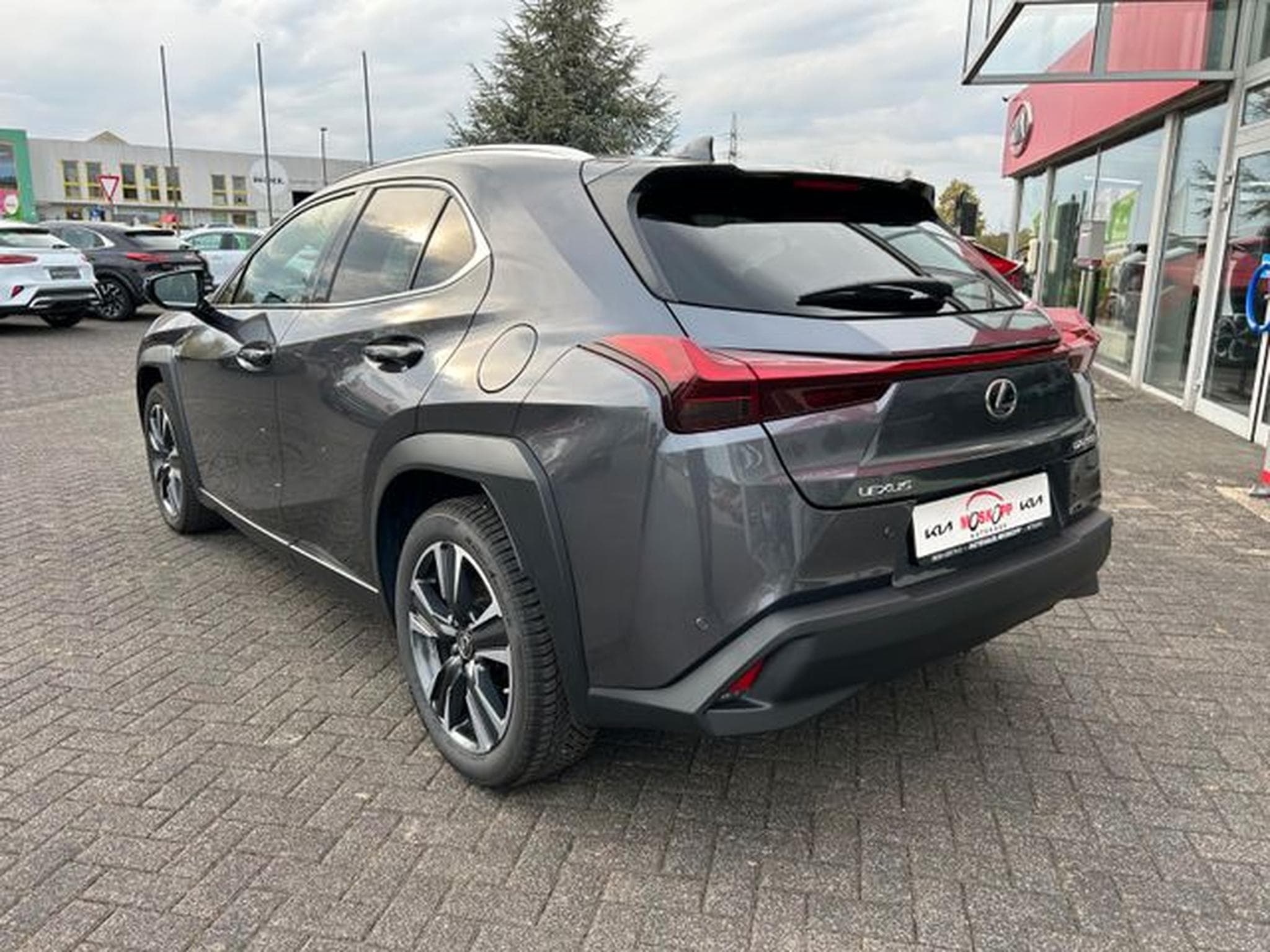 Lexus UX UX 250h Style Edition Navi Kamera (2023) - Photo 5