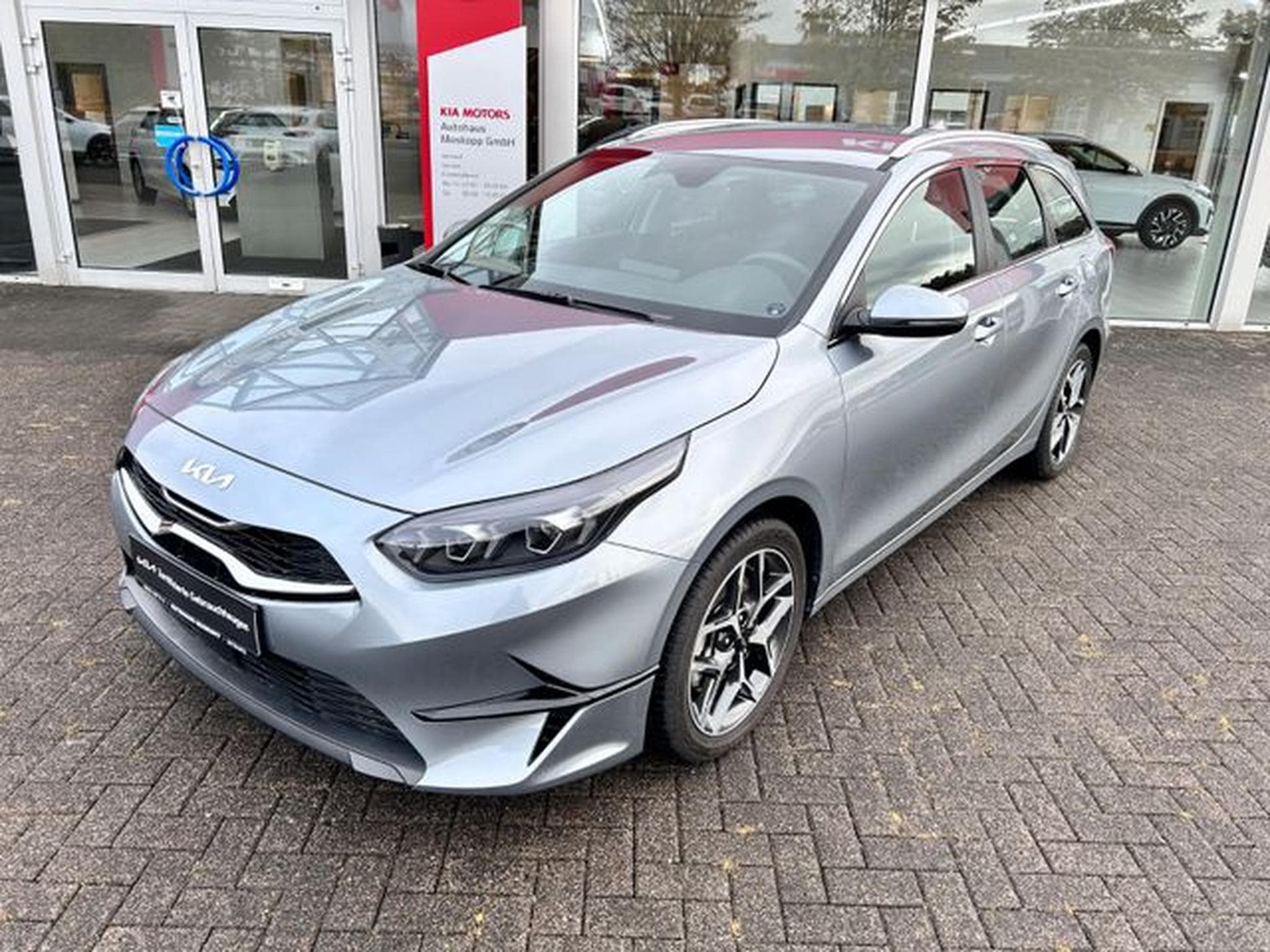 Kia Ceed Ceed SW 1,5T-GDI DCT Spirit Navi Kamera Sound (2025) - Photo 3