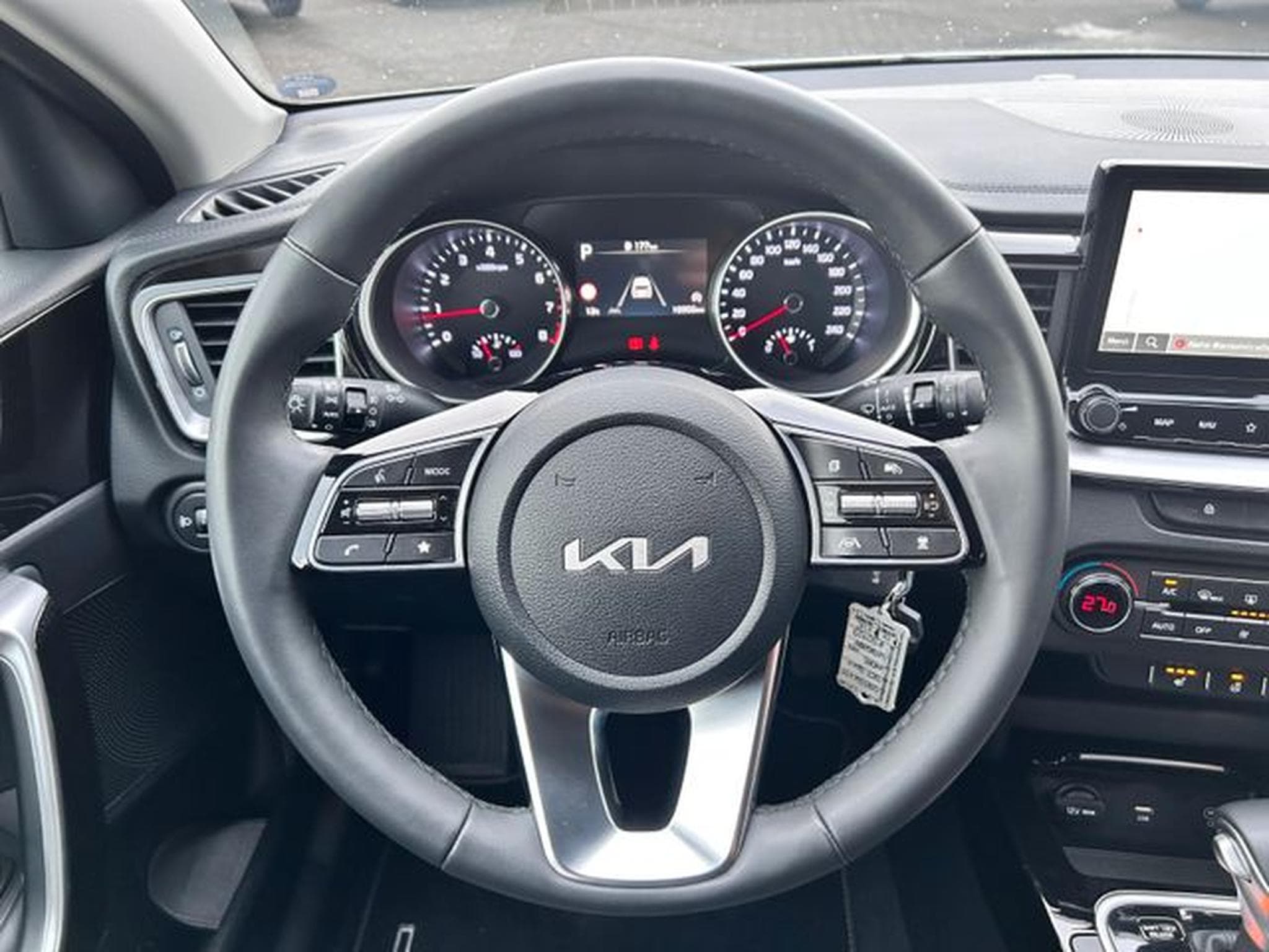 Kia Ceed Ceed SW 1,5T-GDI DCT Spirit Navi Kamera Sound (2025) - Photo 13