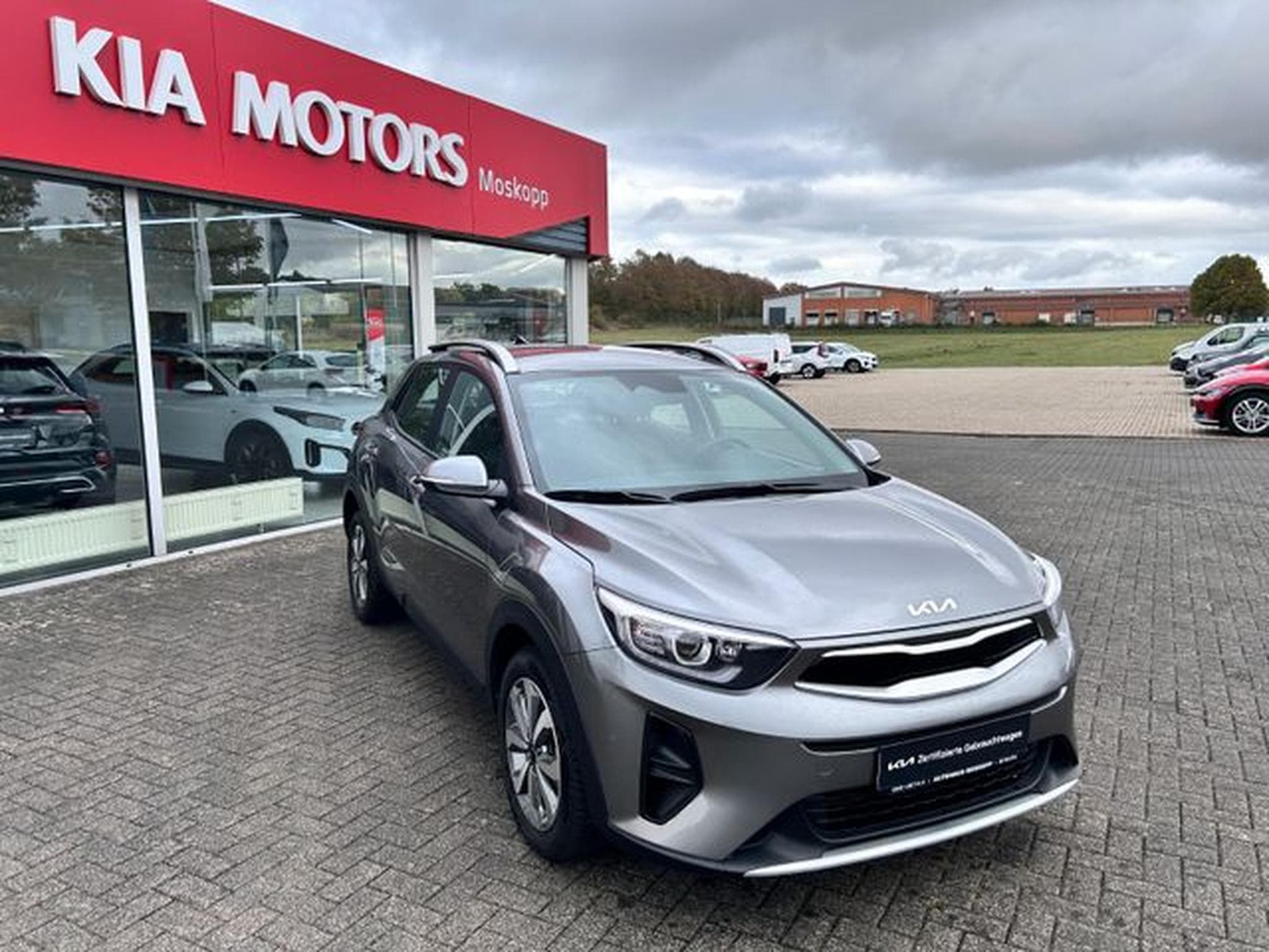 Kia Stonic Stonic 1,0T-GDI DCT Vision Navi Kamera SHZ (2026) - Photo 1