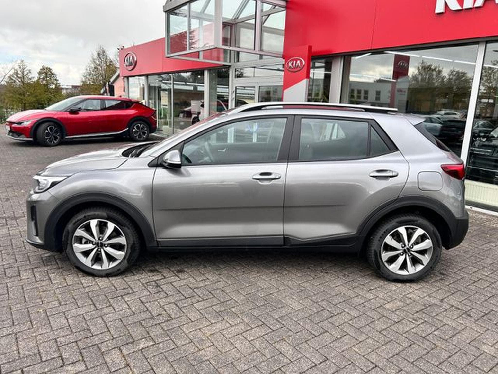 Kia Stonic Stonic 1,0T-GDI DCT Vision Navi Kamera SHZ (2026) - Photo 4