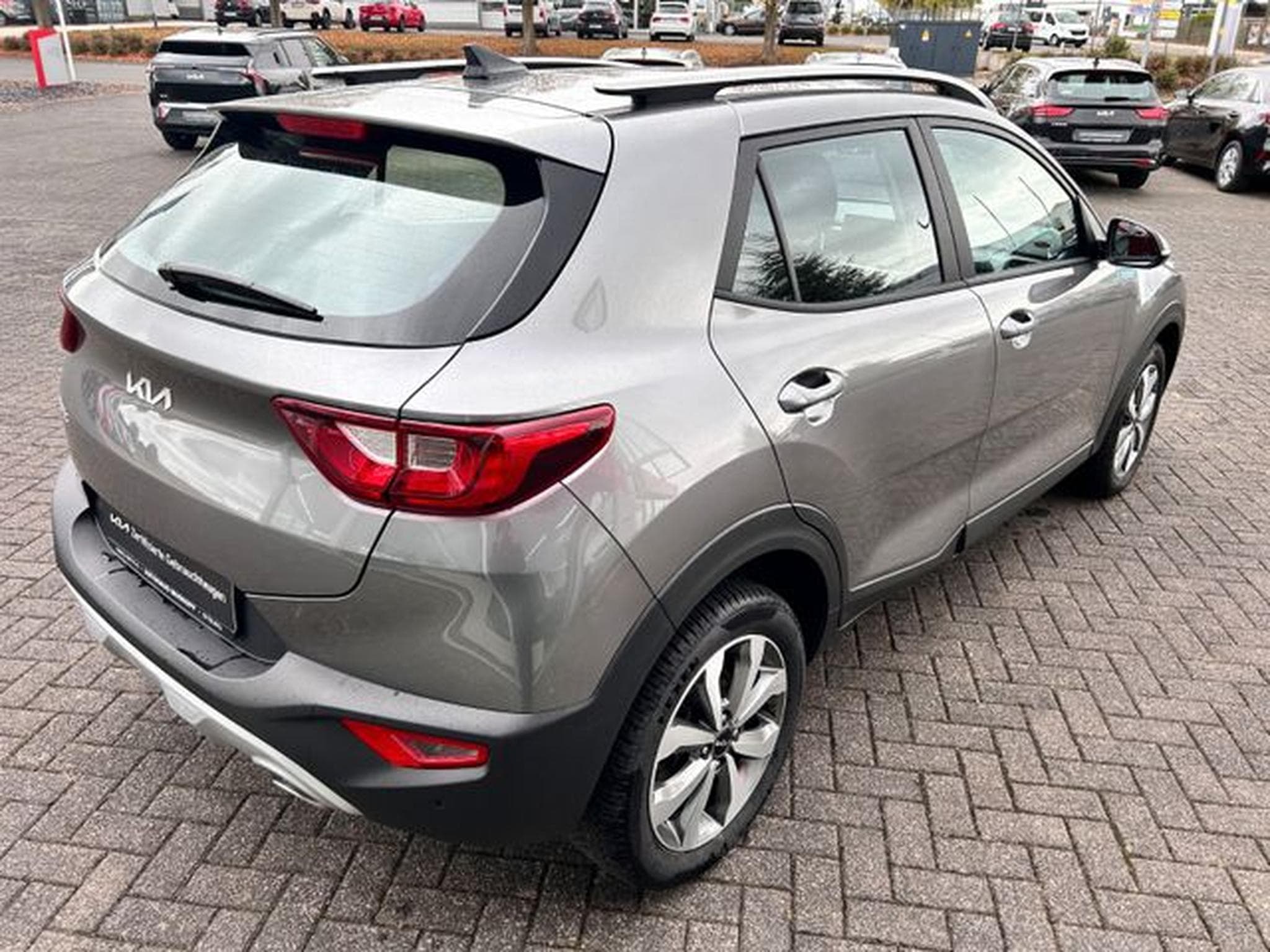 Kia Stonic Stonic 1,0T-GDI DCT Vision Navi Kamera SHZ (2026) - Photo 8