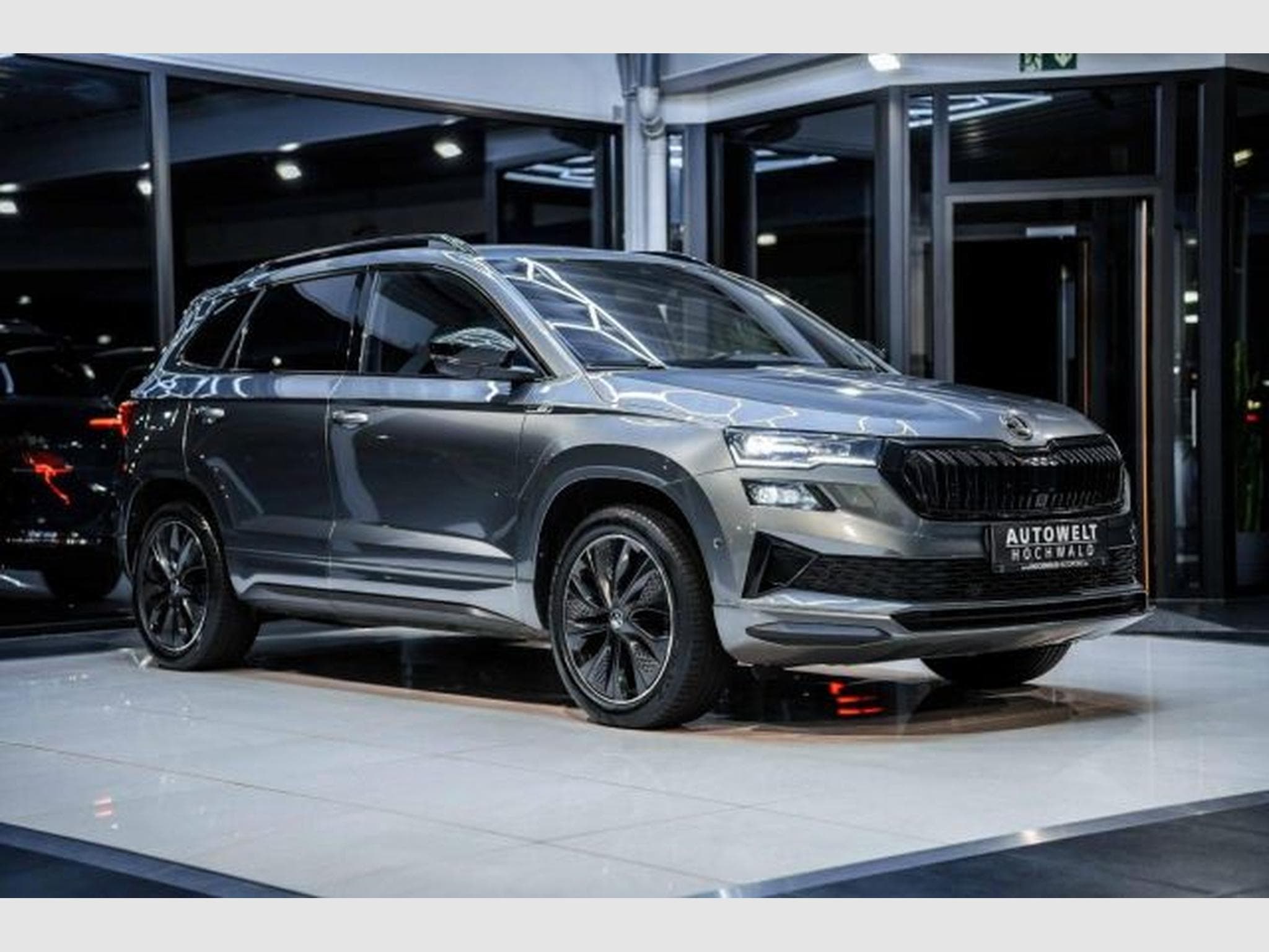 Skoda Karoq Karoq 2.0 TDI DSG Sportline NAVI 4x4 AHK STAHZG (2023) - Photo 7
