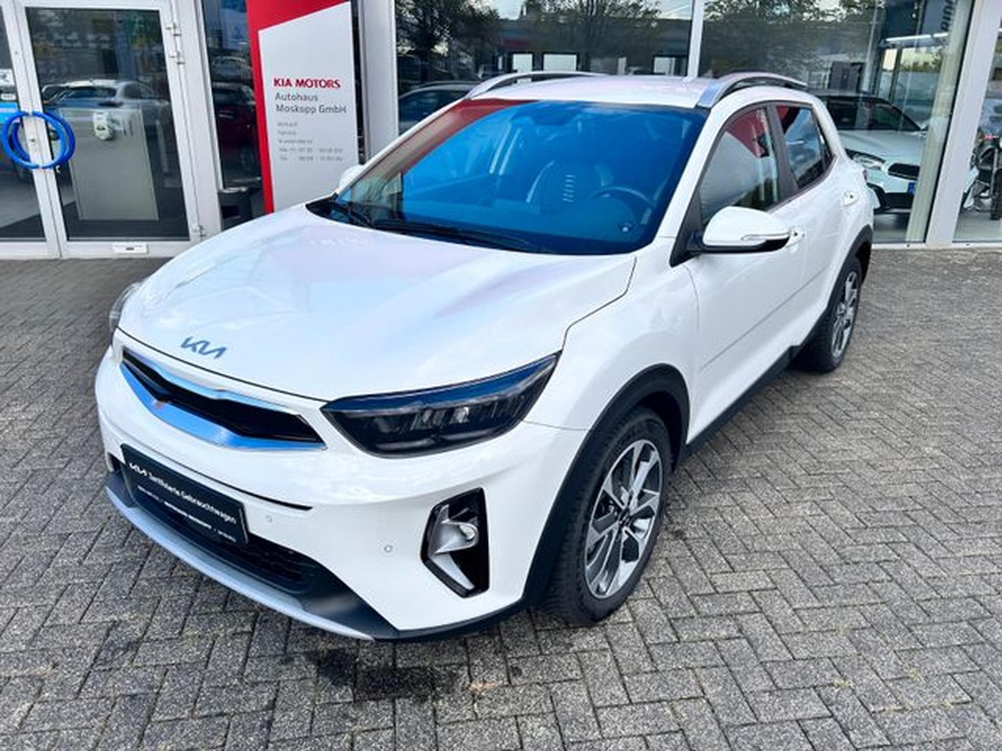 Kia Stonic Stonic 1,0T-GDI DCT Spirit TECH Navi Kamera SHZ (2025) - Photo 3