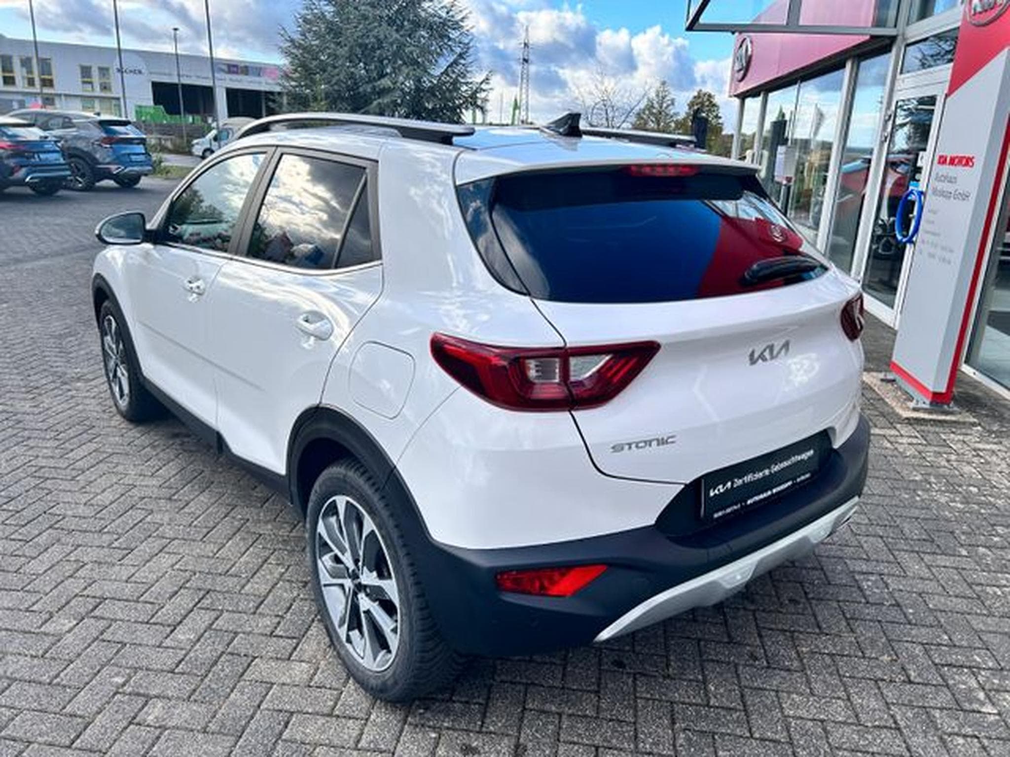 Kia Stonic Stonic 1,0T-GDI DCT Spirit TECH Navi Kamera SHZ (2025) - Photo 5