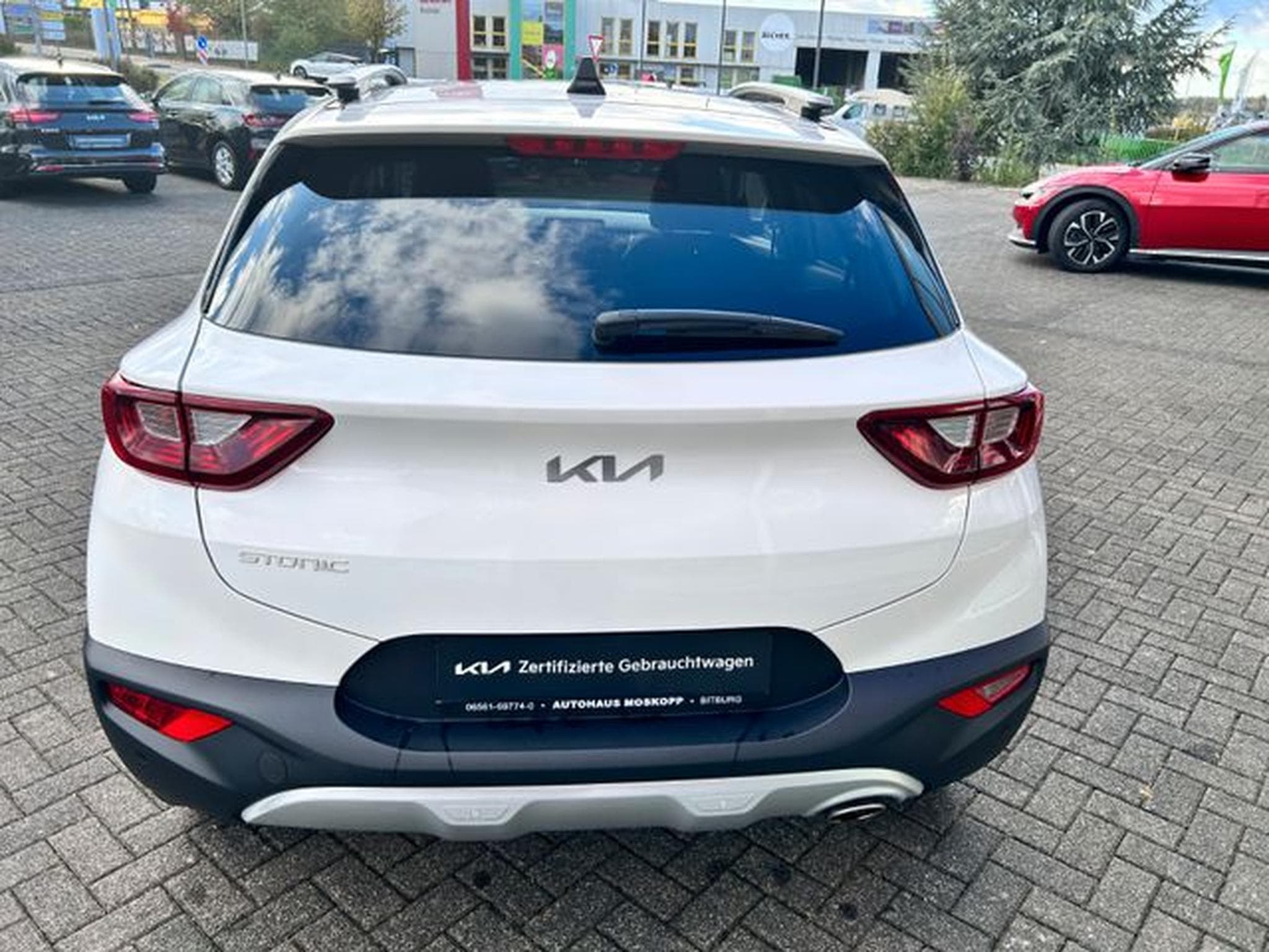 Kia Stonic Stonic 1,0T-GDI DCT Spirit TECH Navi Kamera SHZ (2025) - Photo 6