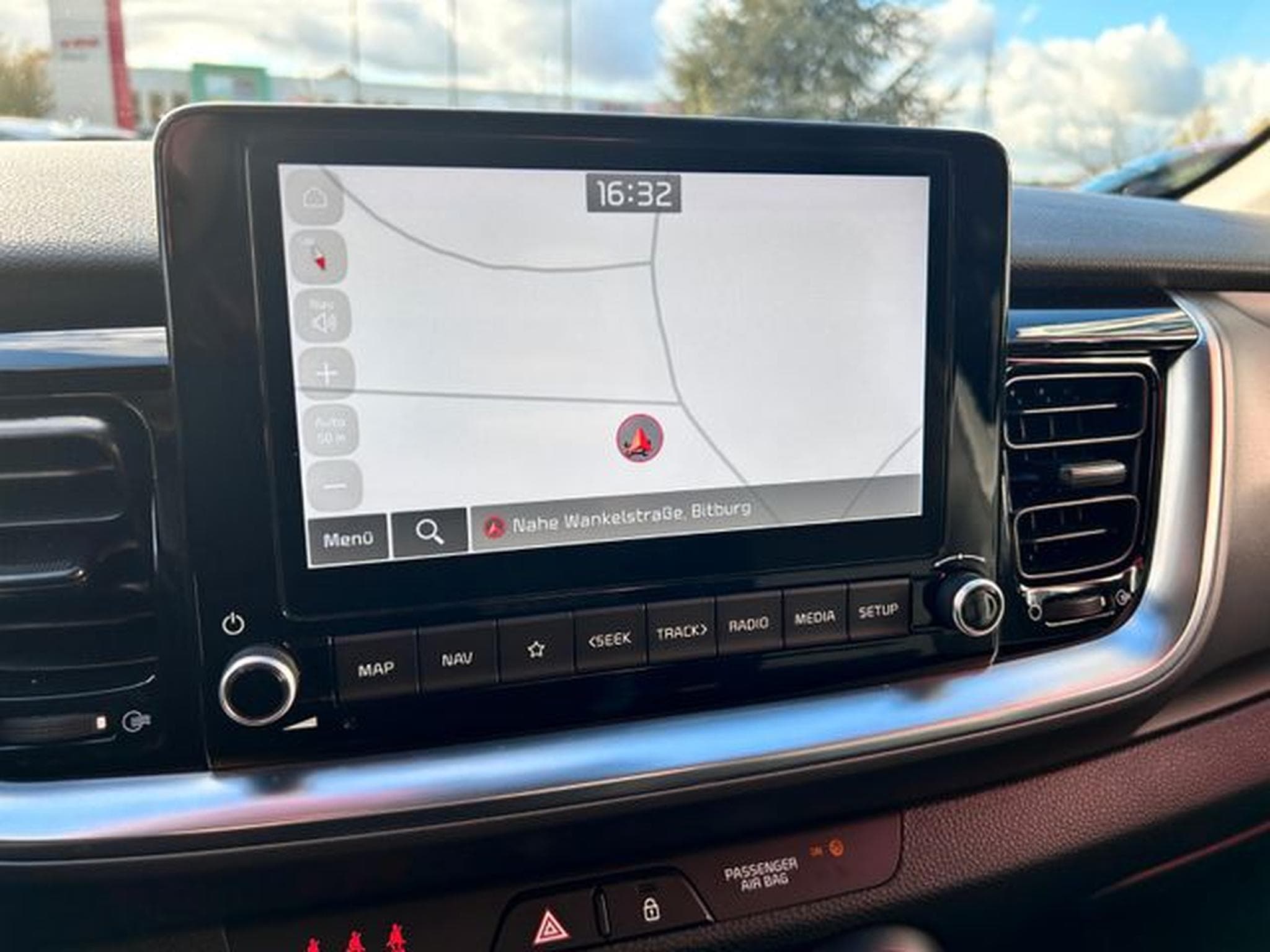 Kia Stonic Stonic 1,0T-GDI DCT Spirit TECH Navi Kamera SHZ (2025) - Photo 15