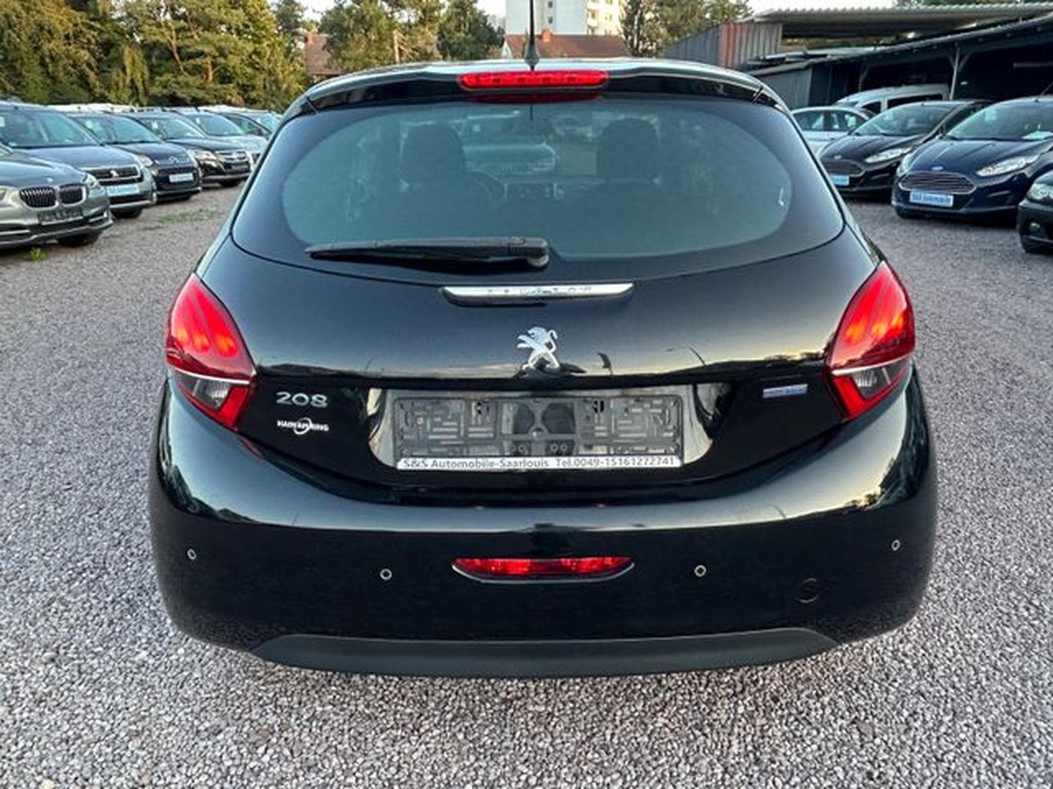 Peugeot 208 208 Allure 1.6 HDi *SHZ*Tempomat*1.Hand*Euro6* (2015) - Photo 5