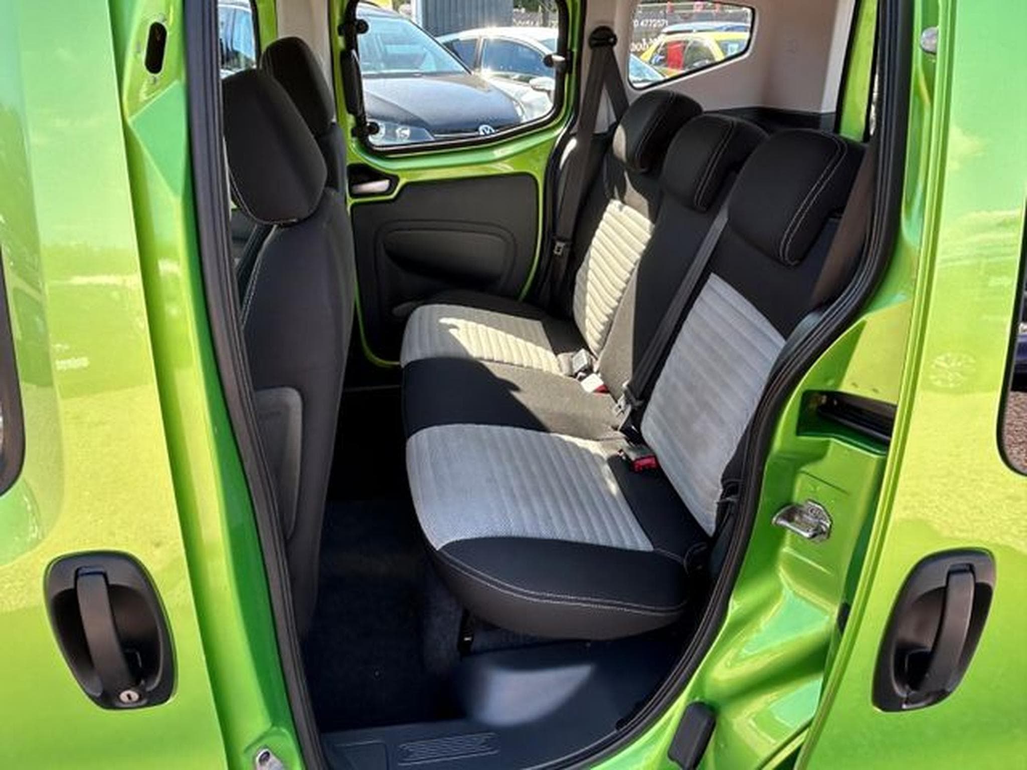 Fiat Qubo Qubo Dynamic 1.3 JTD *Klima*MFL* (2009) - Photo 8