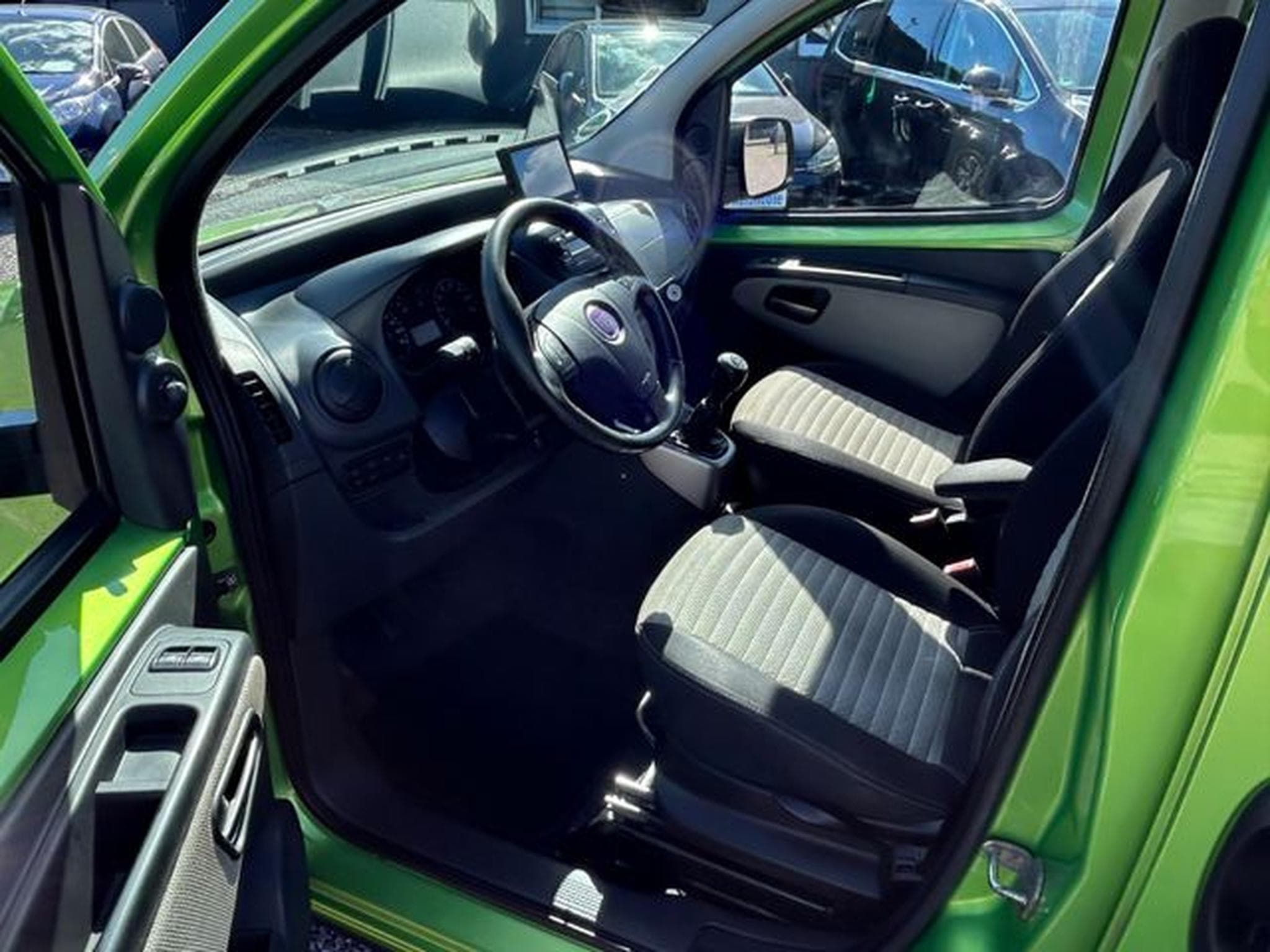 Fiat Qubo Qubo Dynamic 1.3 JTD *Klima*MFL* (2009) - Photo 7