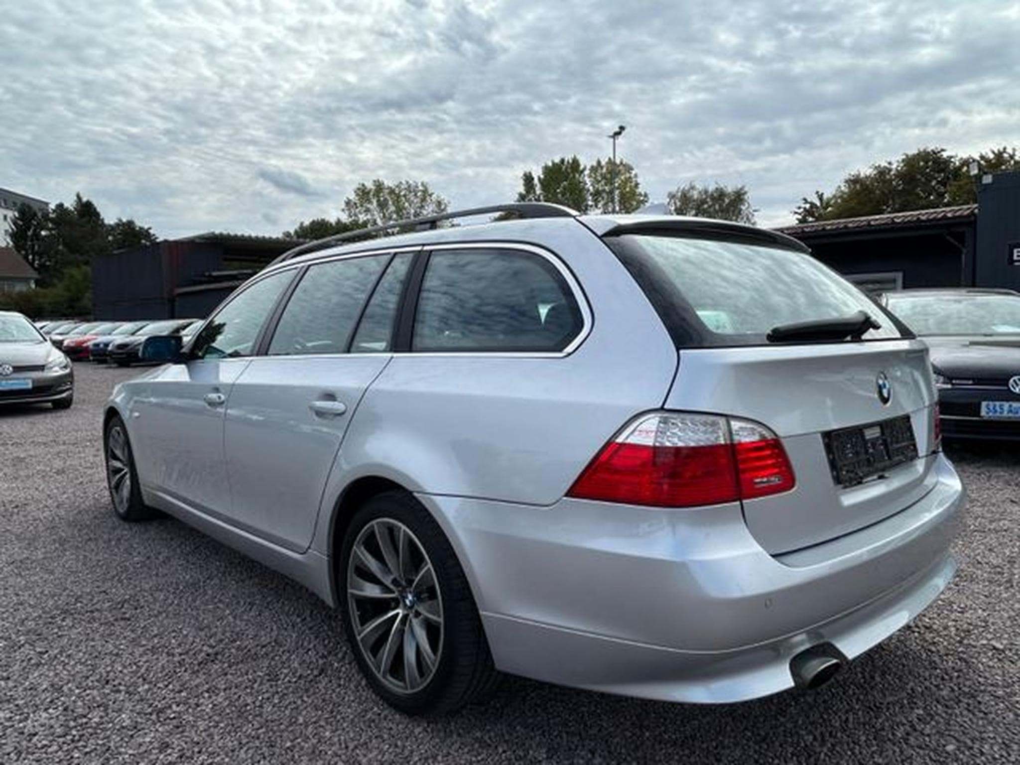 BMW 520 520d Touring *Automatik*Navi*Xenon*Euro5* (2009) - Photo 6