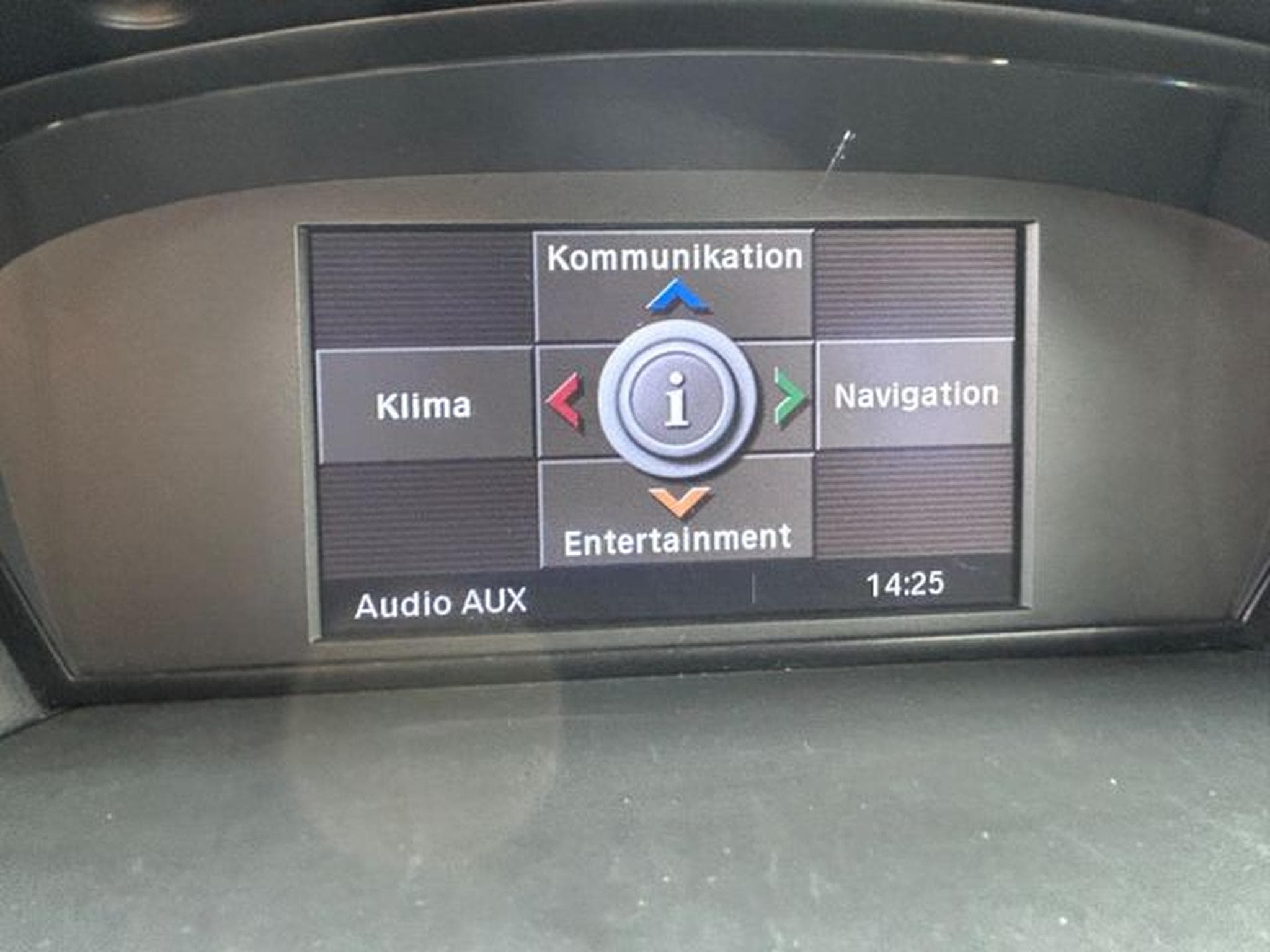 BMW 520 520d Touring *Automatik*Navi*Xenon*Euro5* (2009) - Photo 11