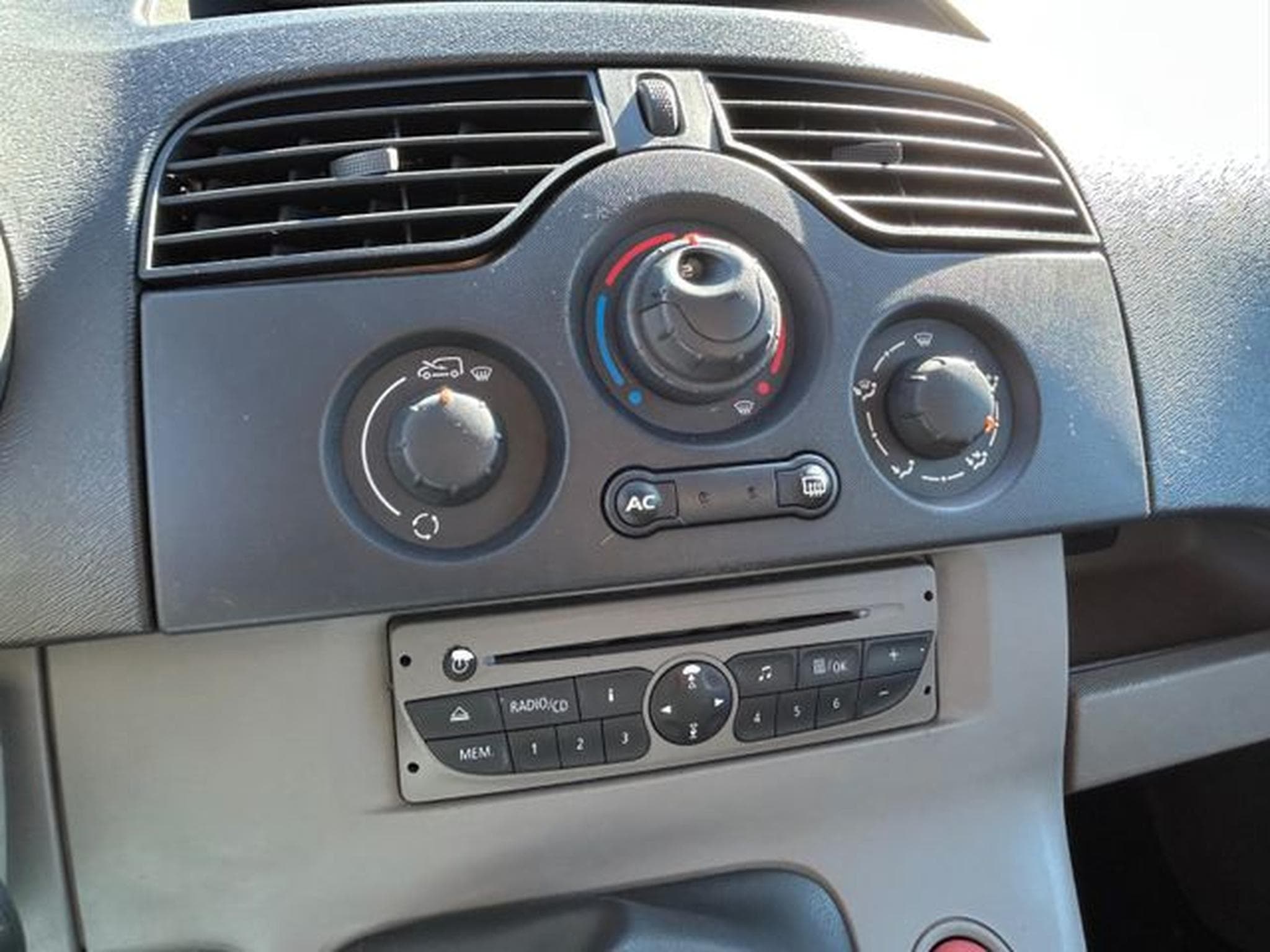 Renault Kangoo Kangoo Authentique *Klima*5-Sitzer*TÜV 03/28* (2009) - Photo 11