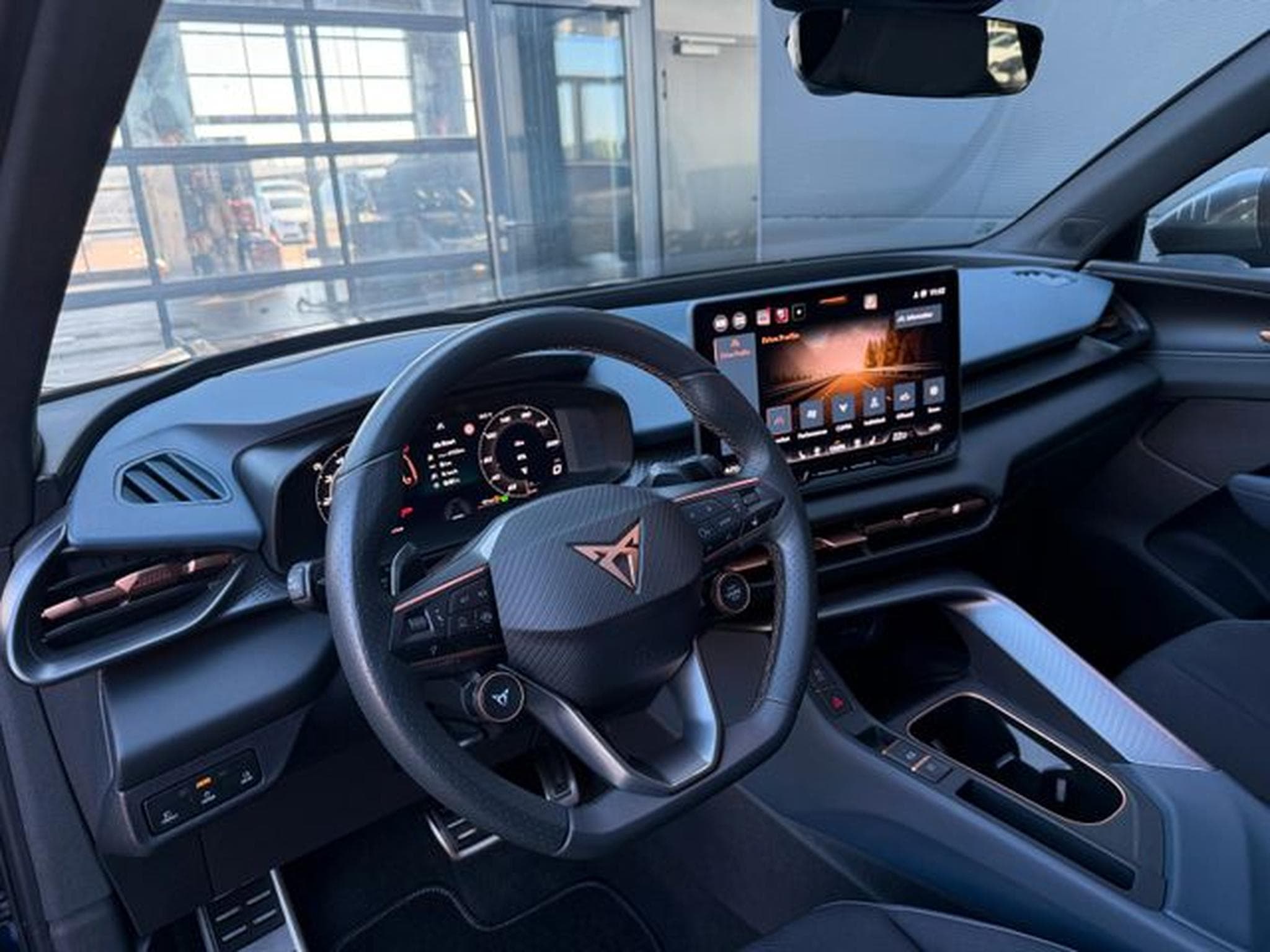 Cupra Terramar Terramar 2.0 TSI 4Drive VZ Pano 360° HUD Keyless (2025) - Foto 11