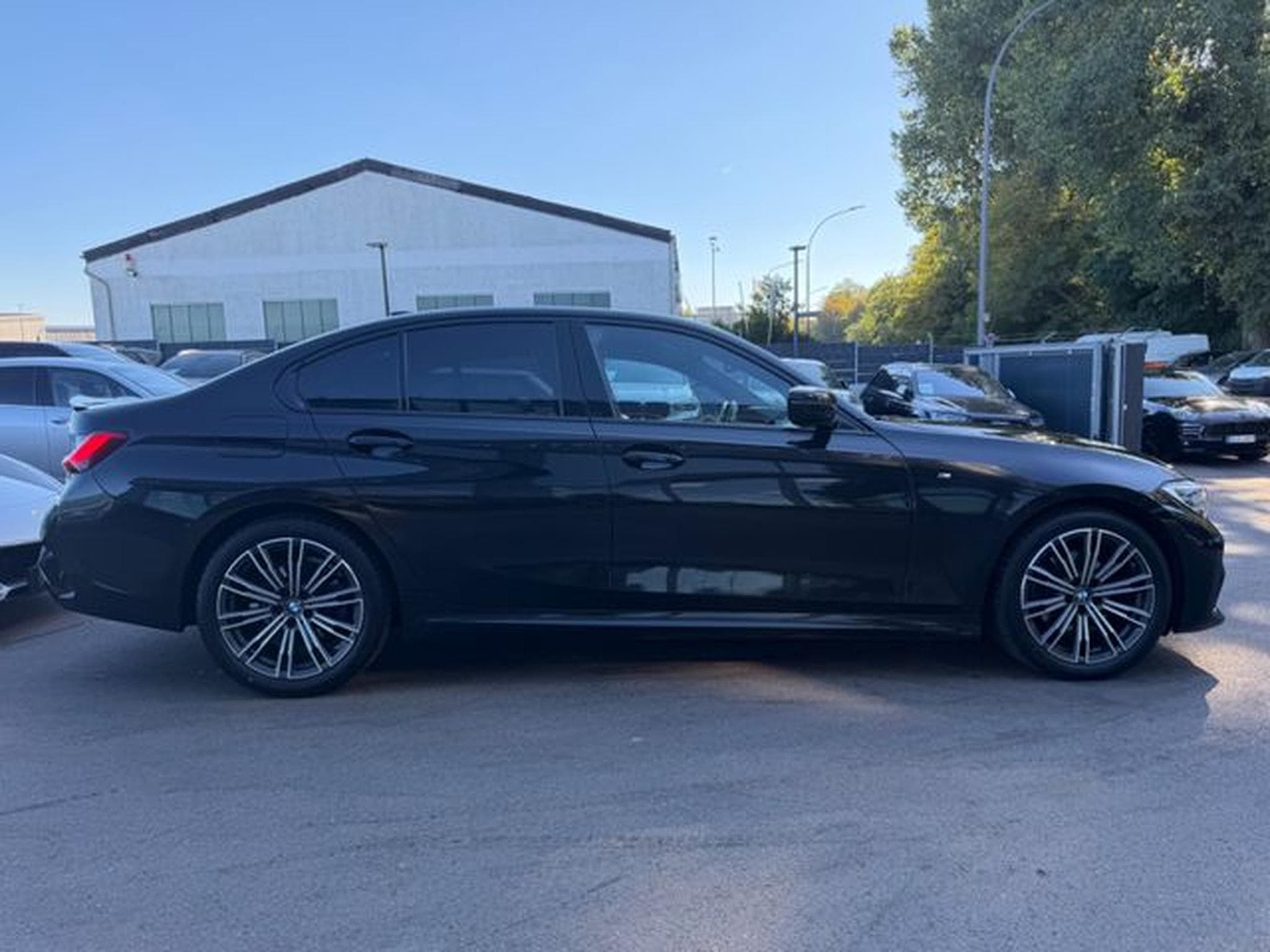 BMW 320 320I M SPORT*LED*AUTOMATIK*NAVI*PDC*SHZ* (2020) - Foto 14