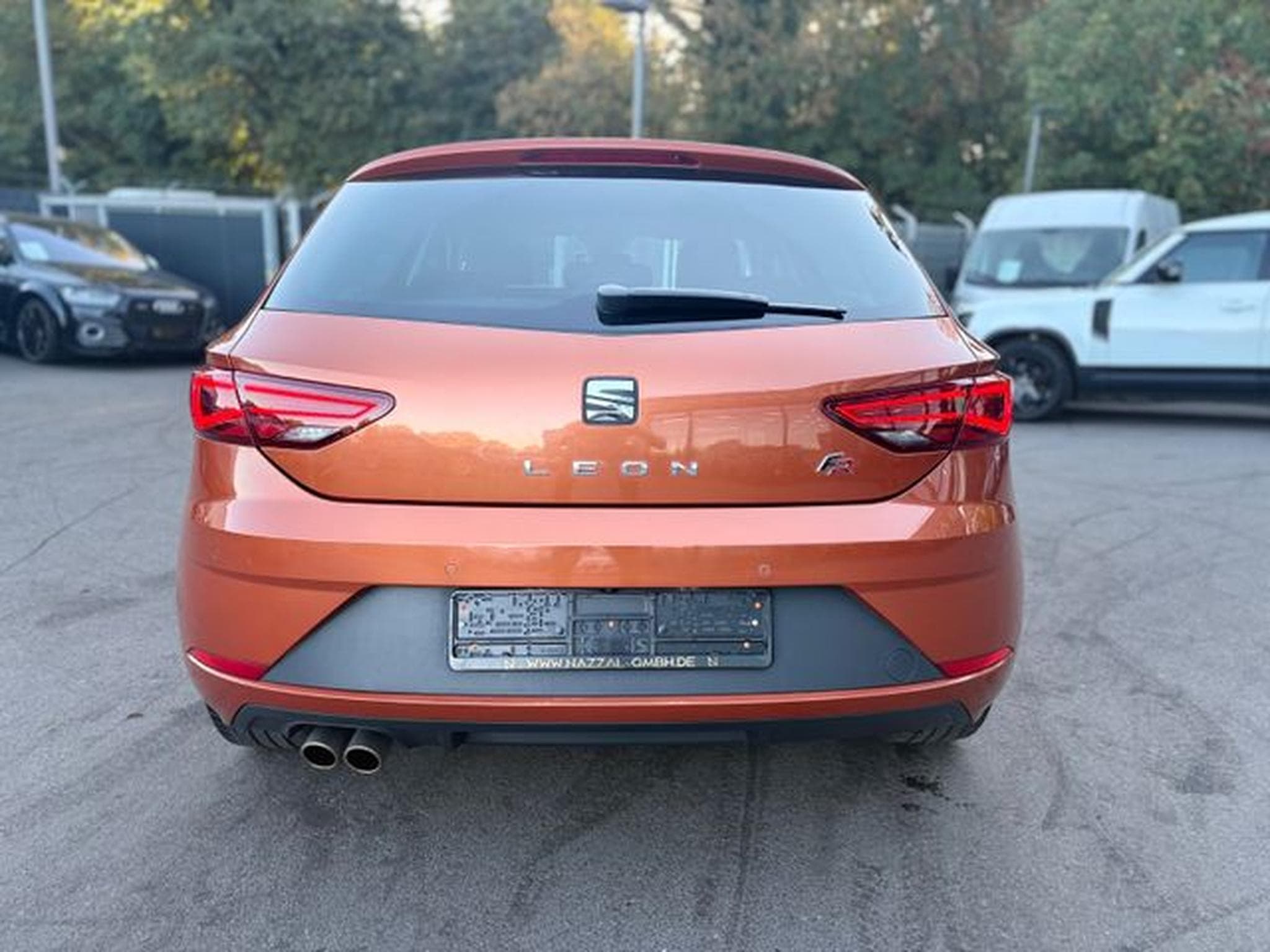 Seat Leon LEON FR*NAVI*AUTOMATIK*KAMERA*VIRTUAL*SHZ* (2019) - Foto 8