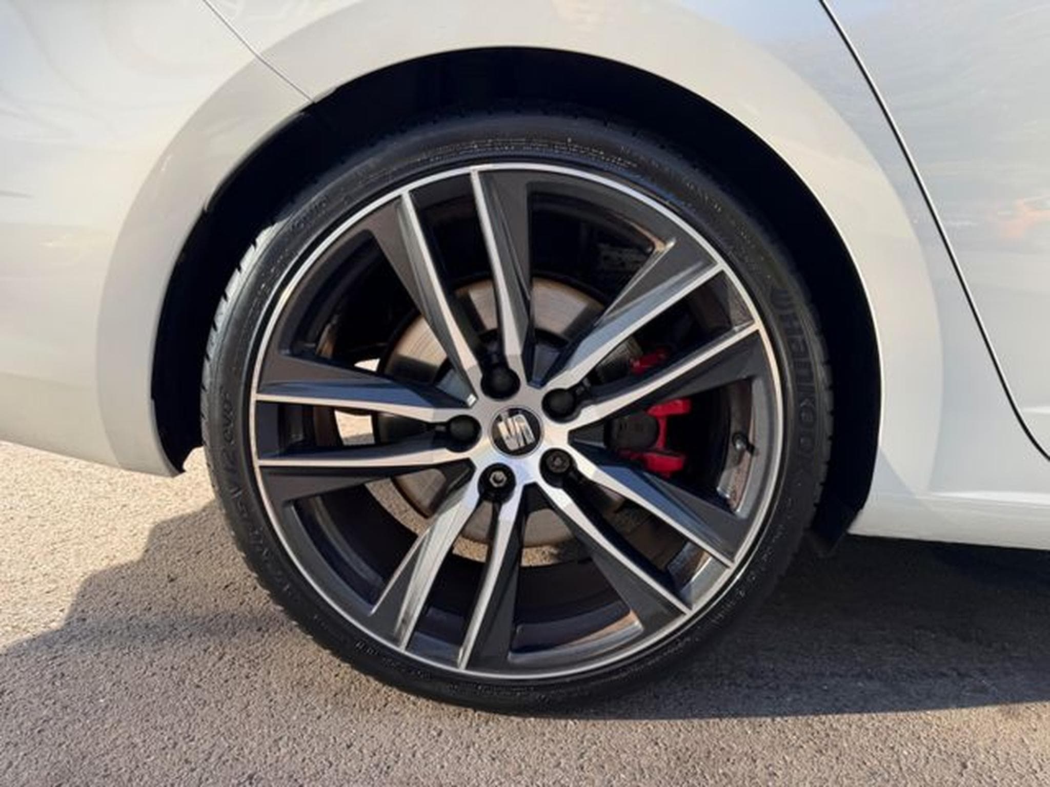 Seat Leon LEON ST CUPRA 300 4DRIVE*AUTOMATIK*LED*NAVI*TOP* (2018) - Photo 11